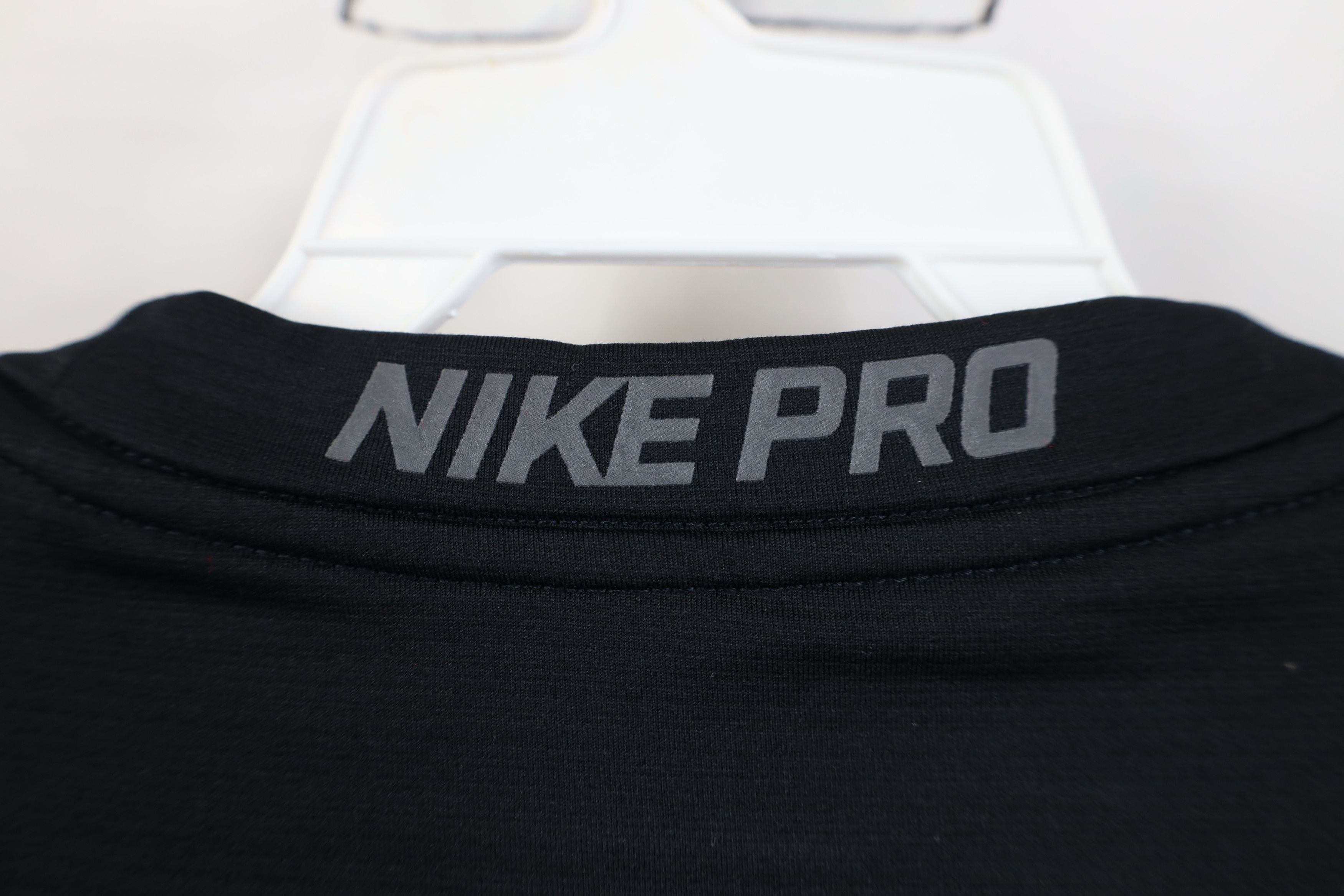 Nike Nike Pro Hyperwarm Fitted Fleece Lined Training T-Shirt Size US S / EU 44-46 / 1 - 10 Thumbnail