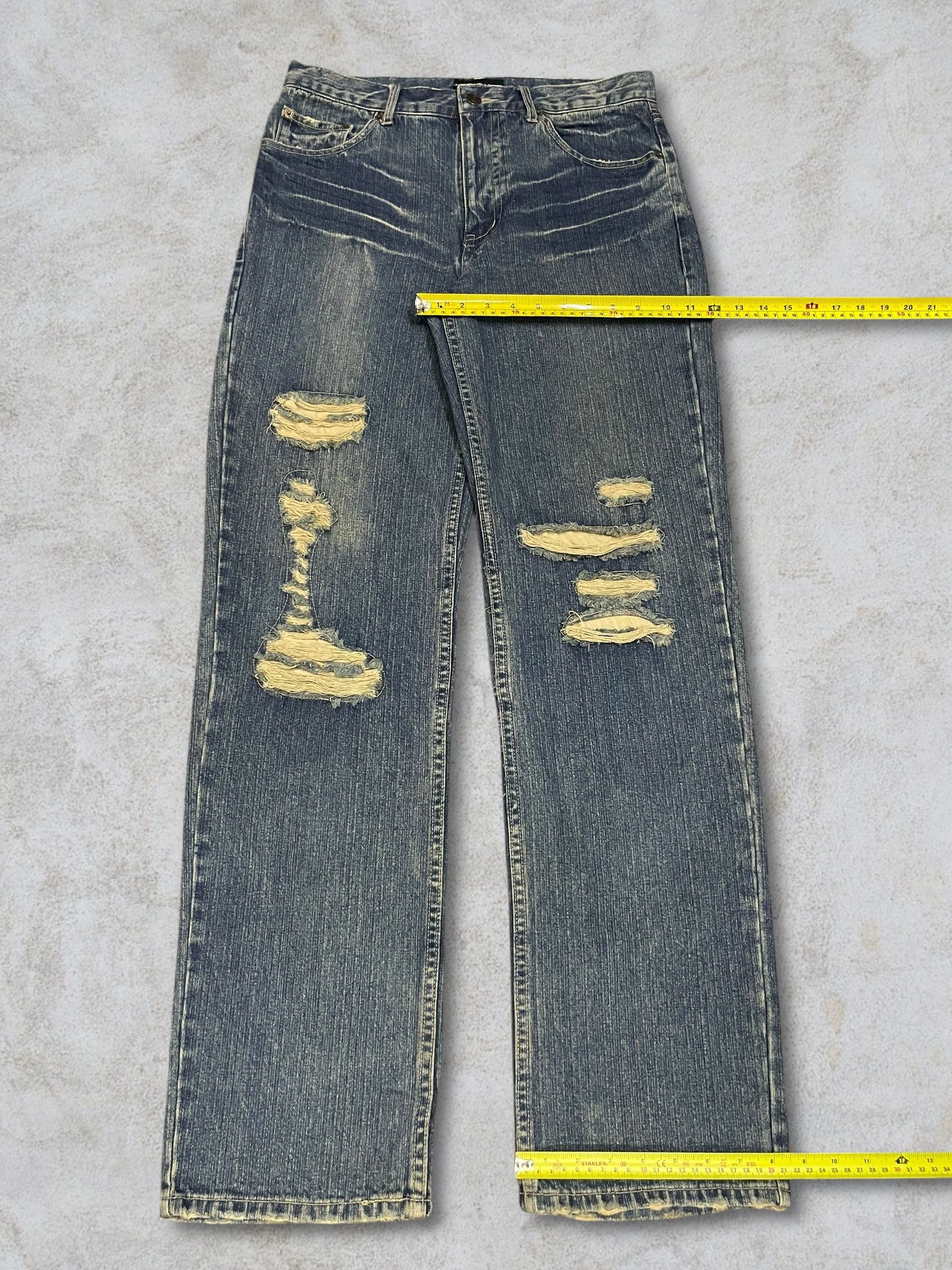 Japanese Brand Vintage Japanese Distressed Sand Washed Whiskering Jeans Size US 32 / EU 48 - 13 Thumbnail