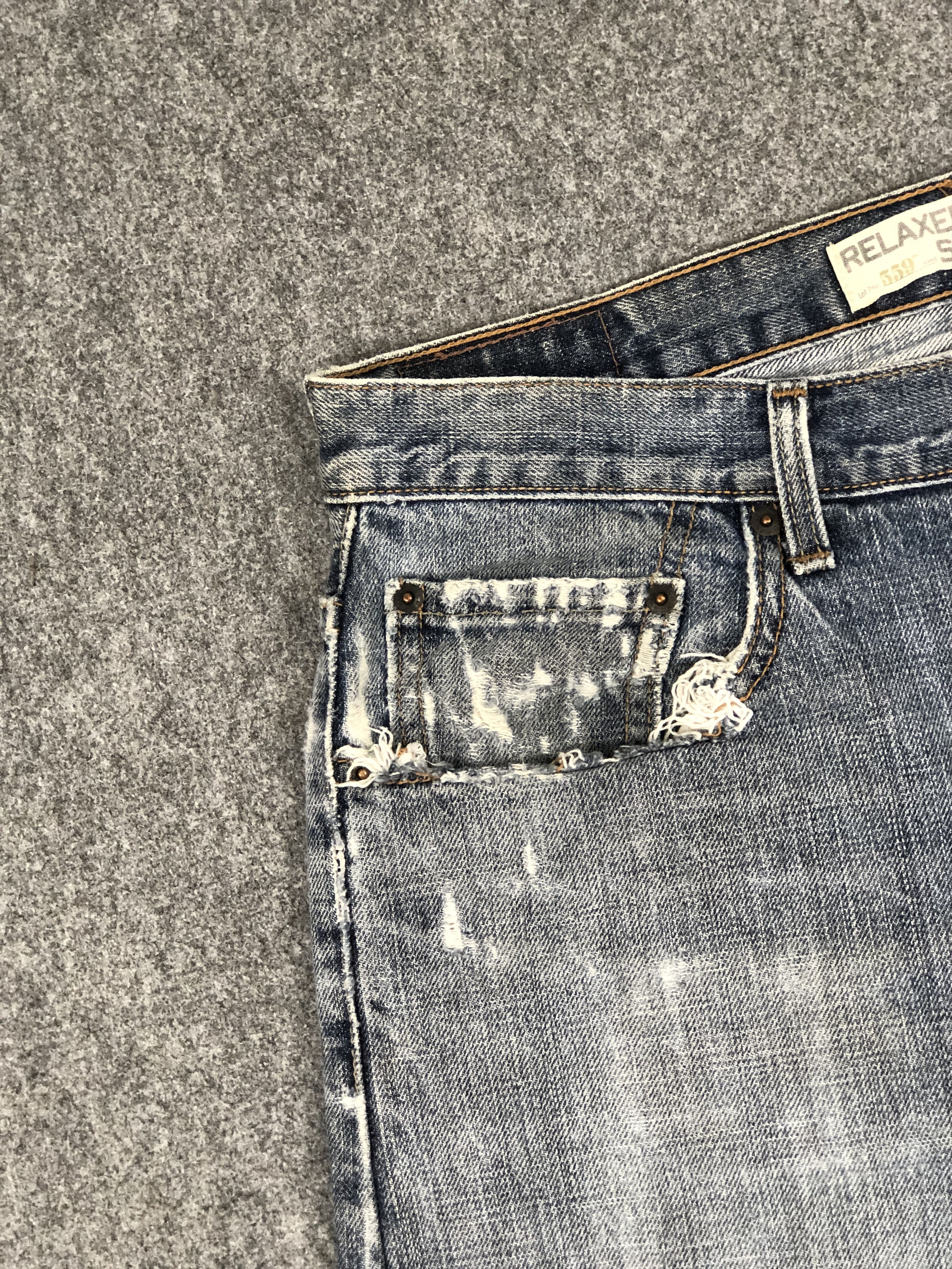 Levi's Vintage Levis 559 Faded Blue Jeans DP2368 Size US 34 / EU 50 - 10 Thumbnail