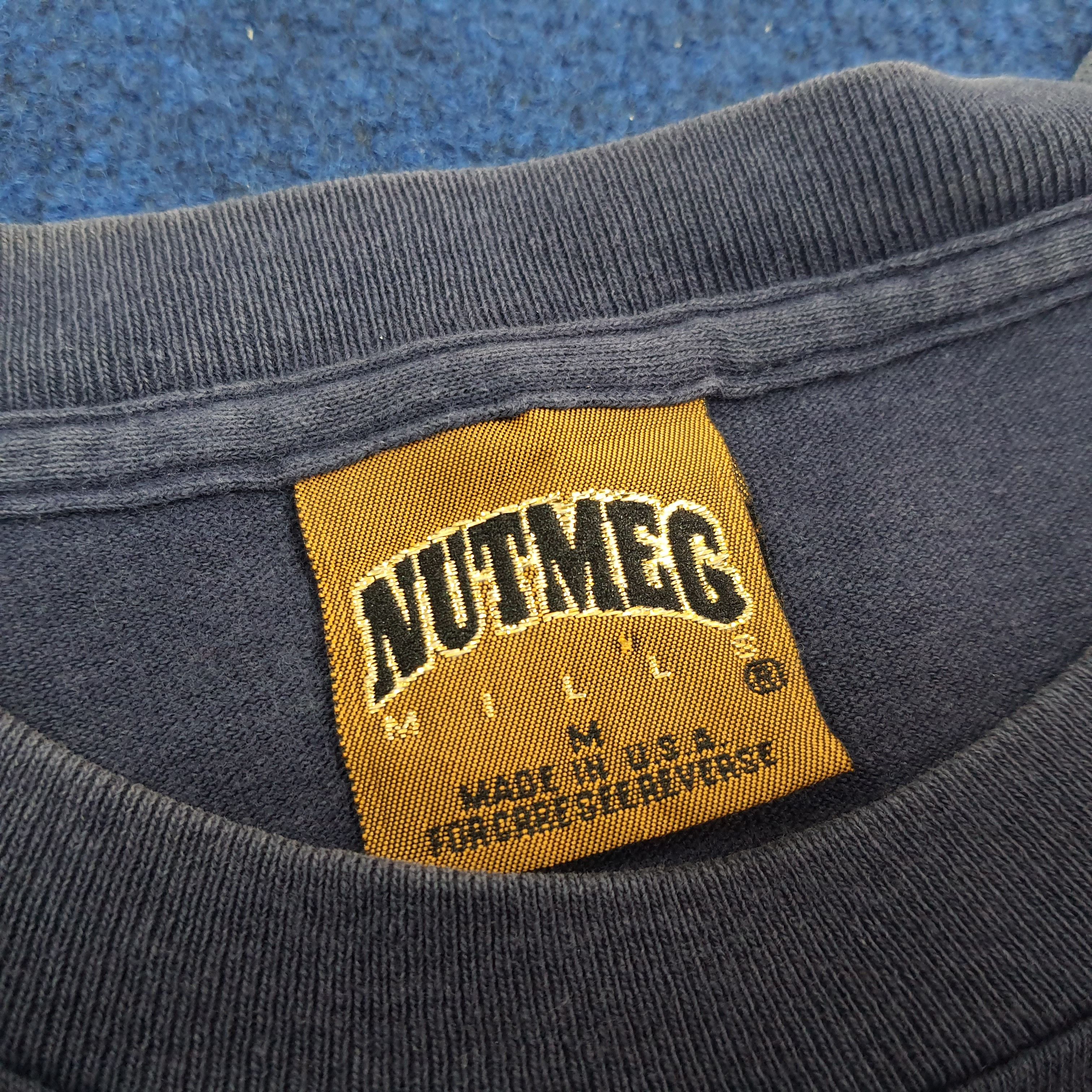 NFL × Nutmeg × Vintage Vintage NUTMEG Notre Dame NFL Sports Tshirt Size US M / EU 48-50 / 2 - 4 Thumbnail