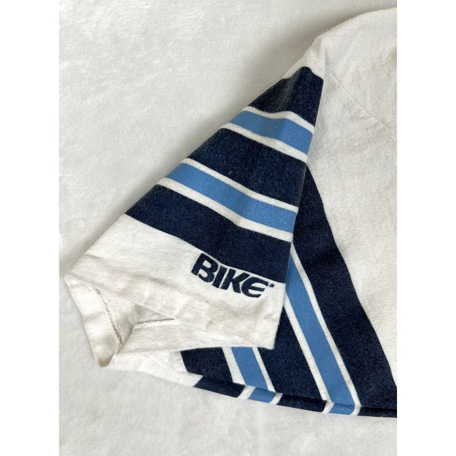 Vintage VINTAGE Bike Athletic T-Shirt Unisex Adults Short Sleeve V-Neck White XS/S Size Small Stitch USA 70s 80s Made in USA Size US S / EU 44-46 / 1 - 4 Thumbnail