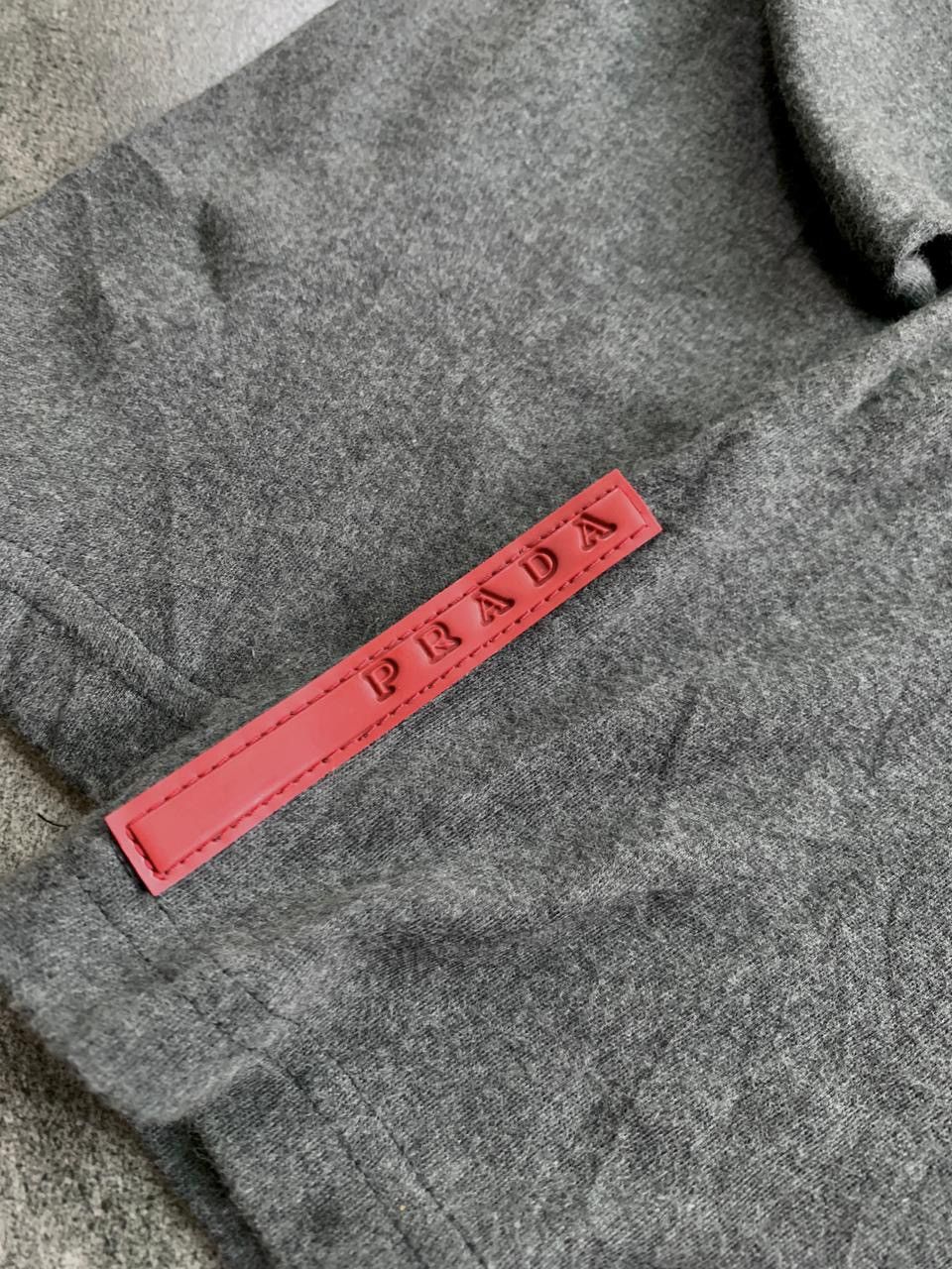 Prada FREE TAX! 2000s Half Buttoned Red Tab Polo Shirt Size US S / EU 44-46 / 1 - 7 Thumbnail