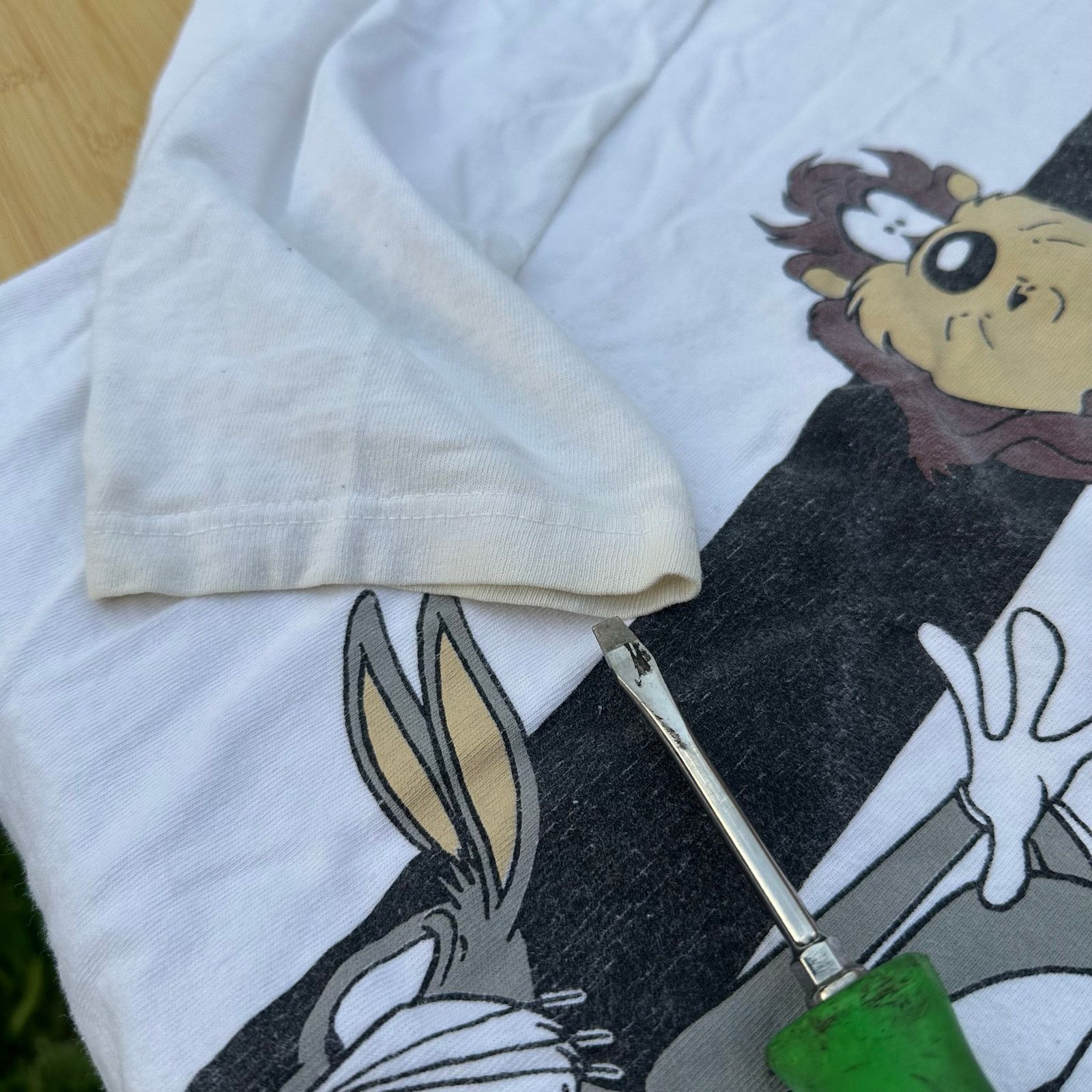 Acme Clothing × Japanese Brand Vintage Looney Tunes Long Sleeve Shirt Bugs & Taz Size XL 96 Size US XL / EU 56 / 4 - 4 Thumbnail