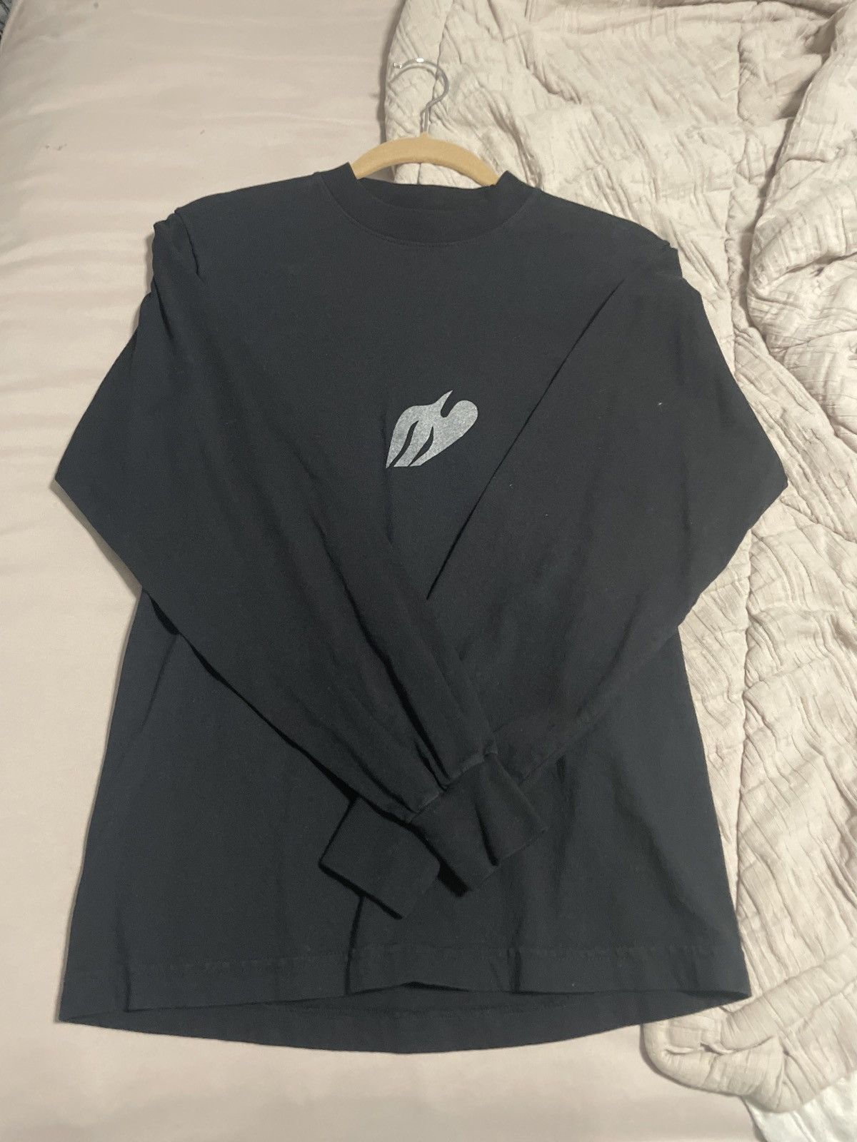 Donda 2 Dove long sleeve LAA SAMPLE