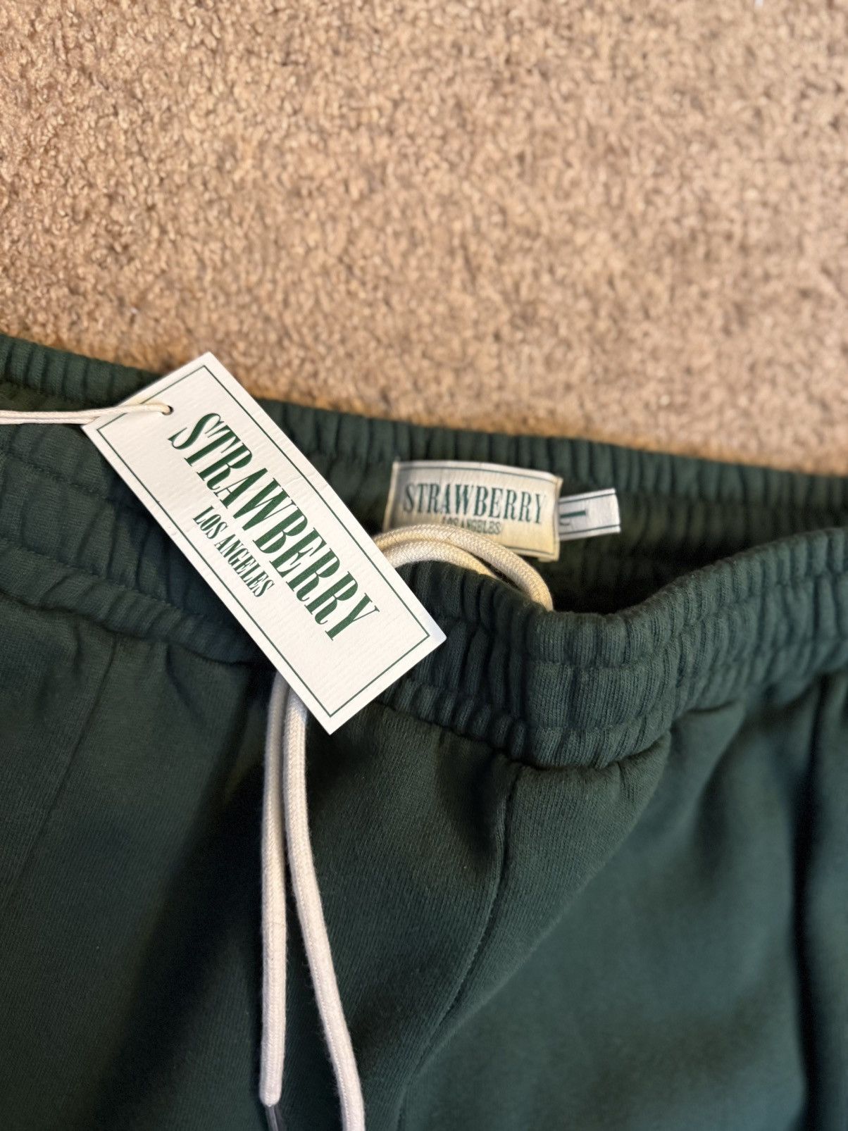 Strawberry Green Sweatpants Size US 34 / EU 50 - 2 Thumbnail