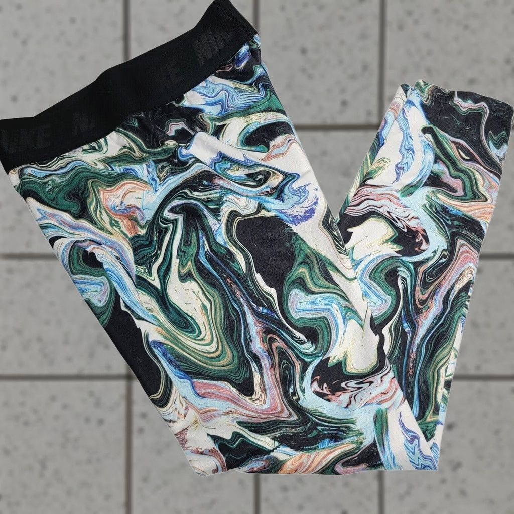 Nike Nike Women's Sportswear Leg-A-See Leggings Size Medium AH6499-010 Leggings Womens Multicolor Running" Size 32" / US 10 / IT 46 - 1 Thumbnail