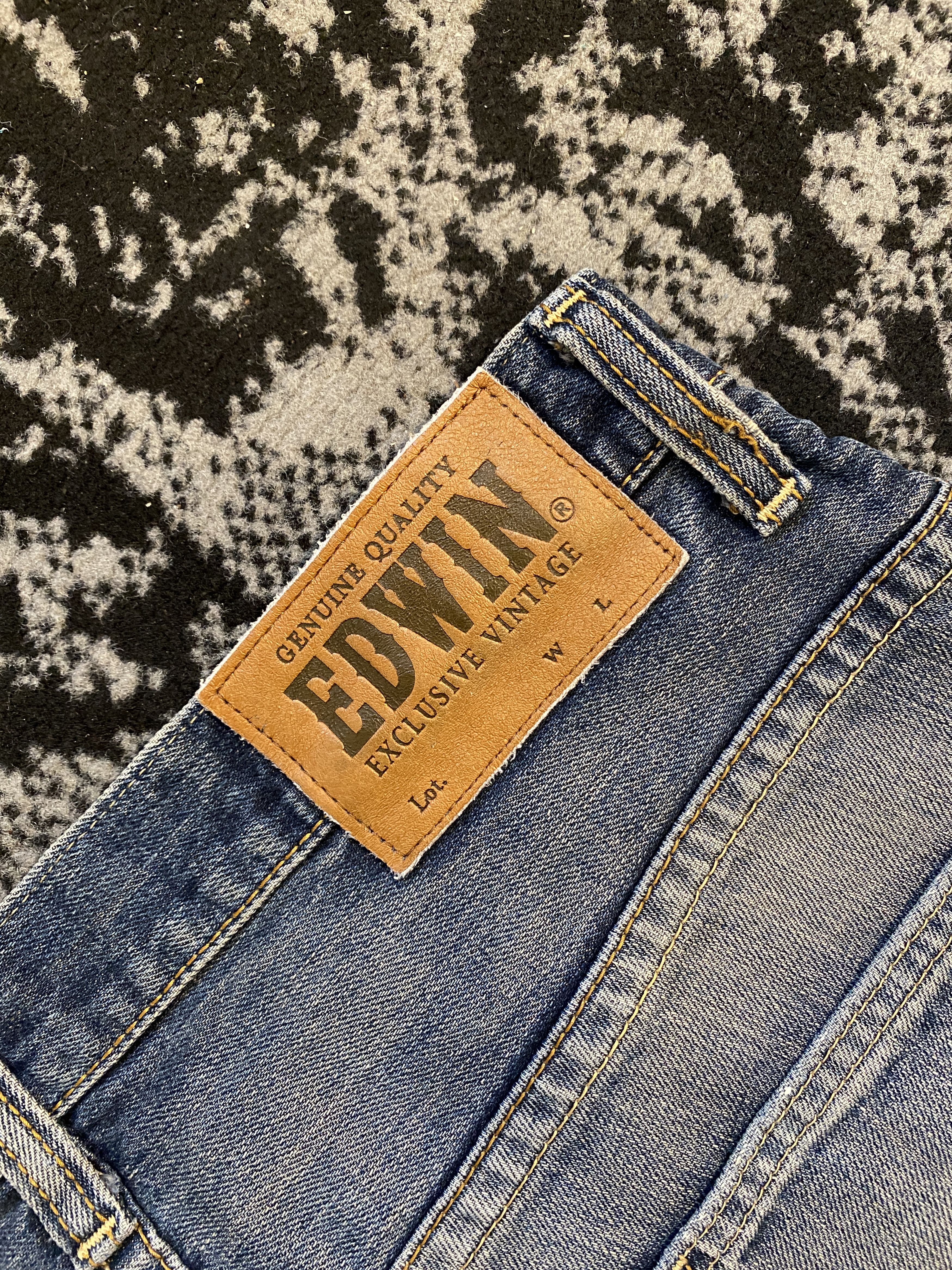 Edwin Edwin Denim Ripped Jeans Washed Blue Vintage Made in Japan Size US 33 - 8 Thumbnail