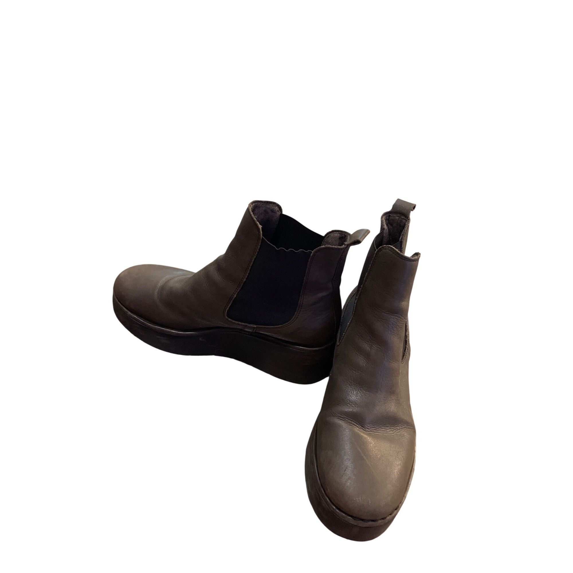 Fly London Fly London wms brown leather ankle chelsea platform ankle bo Size US 11.5 / IT 41.5 - 4 Thumbnail