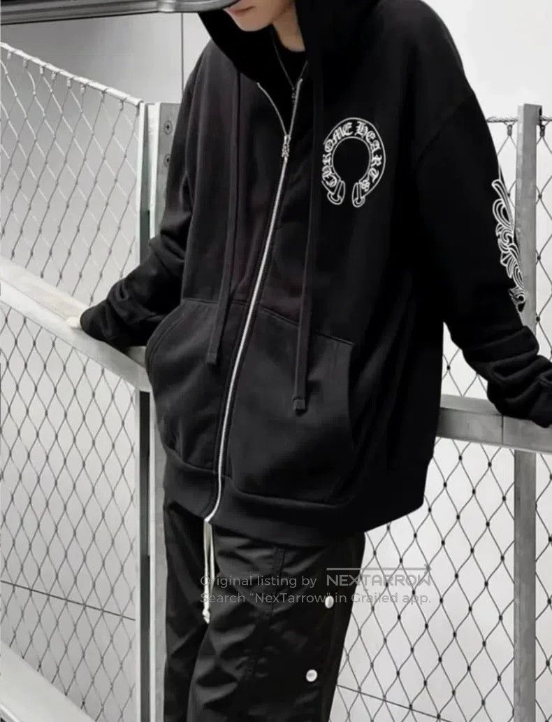 CHROME HEARTS Size XL Cross arm horseshoe zipper sweater