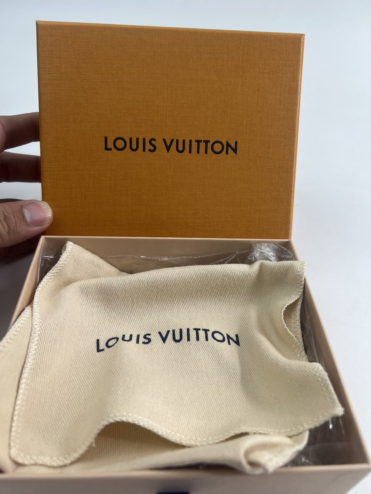 Louis Vuitton × Tyler The Creator Louis Vuitton X Tyler The Creator Bifold Wallet Size 30 - 8 Thumbnail