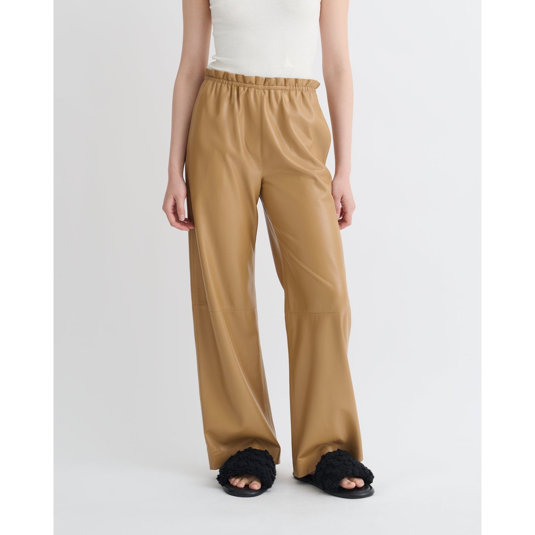 Nanushka Nanushka GEB Okobor™ Alt-Leather Pants Size 26" / US 2 / IT 38 - 11 Thumbnail