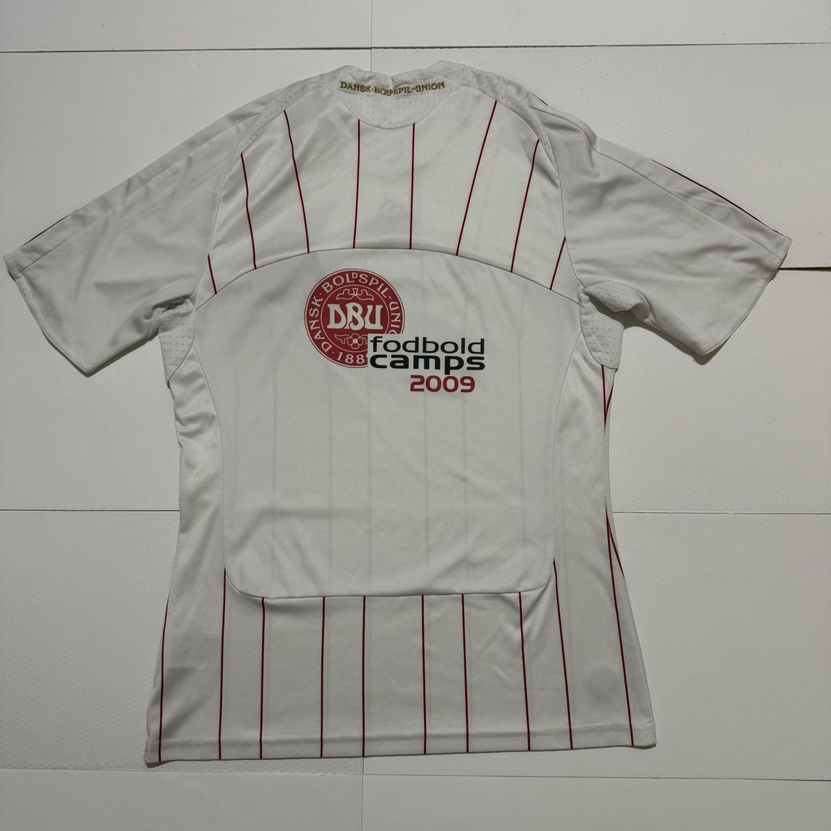 Adidas × Vintage Adidas Denmark 2008/10 DBU Away Football Soccer Jersey Size US S / EU 44-46 / 1 - 9 Thumbnail