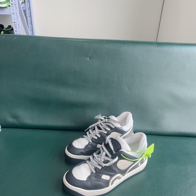 Gucci Gucci Leather Low-Top Casual Sneakers - Size US 5.5 / EU 38 - 2 Thumbnail