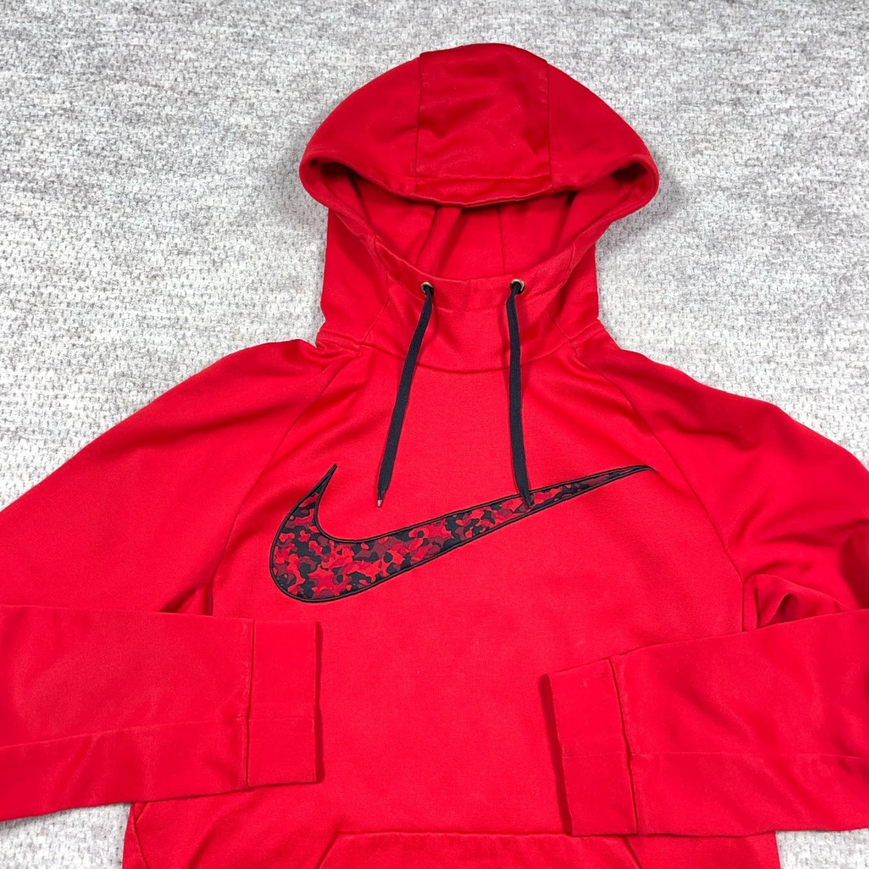 Nike Nike Hoodie Women S Small Red Black Therma Dri Fit Sweatshirt Swoosh Mock Pullover Hooded Activewear Casual All Seasons Moisture Wicking Pockets Logo Size S / US 4 / IT 40 - 3 Thumbnail