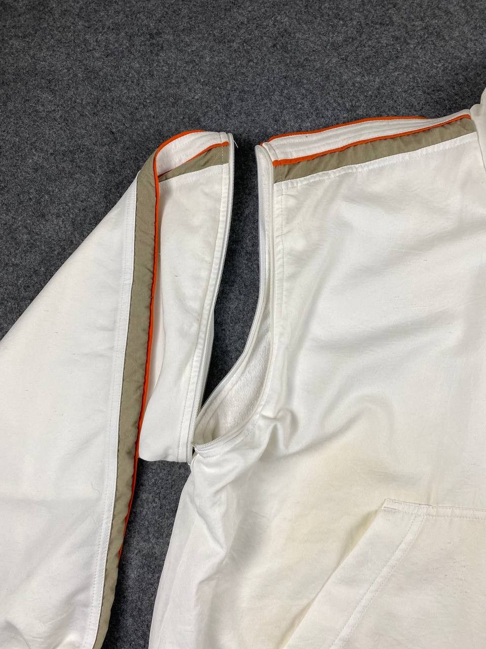 Nike vintage 90s nike court jacket removeablesleeves Size US L / EU 52-54 / 3 - 2 Thumbnail