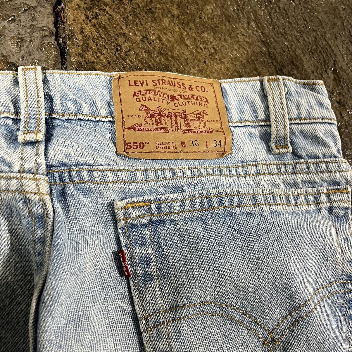 Levi's × Vintage Crazy Vintage 90s Levi's 550 Faded Light Wash Skater Jeans Size US 36 / EU 52 - 4 Thumbnail