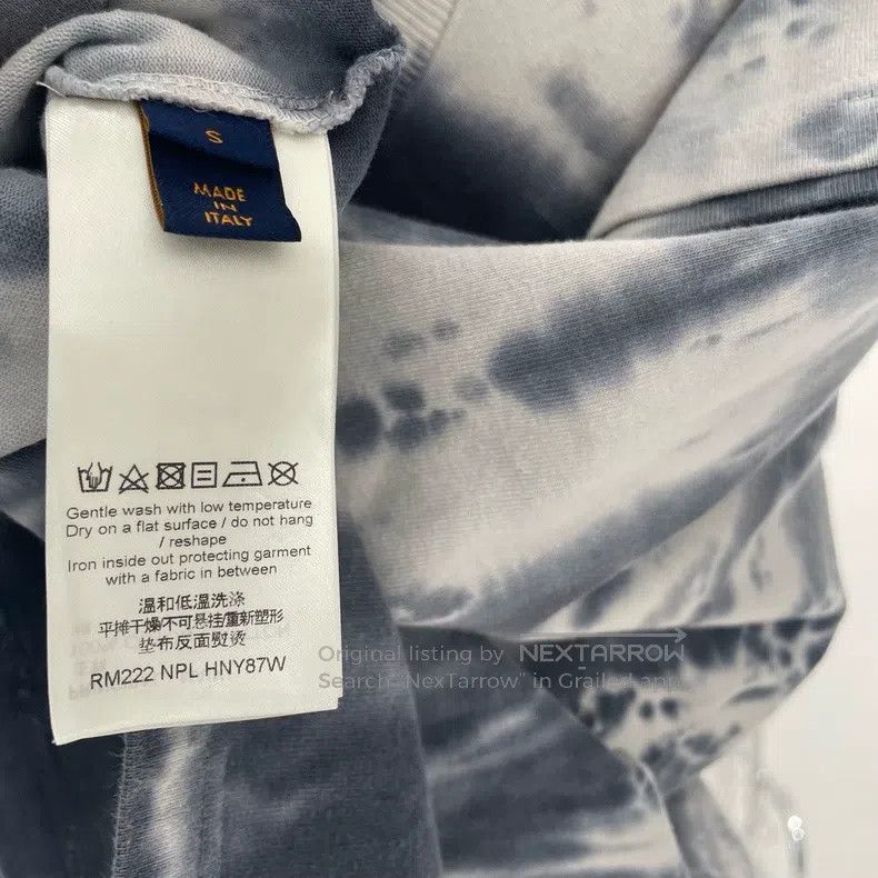 Louis Vuitton Louis Vuitton Rendering chest print short sleeves Size US S / EU 44-46 / 1 - 6 Thumbnail