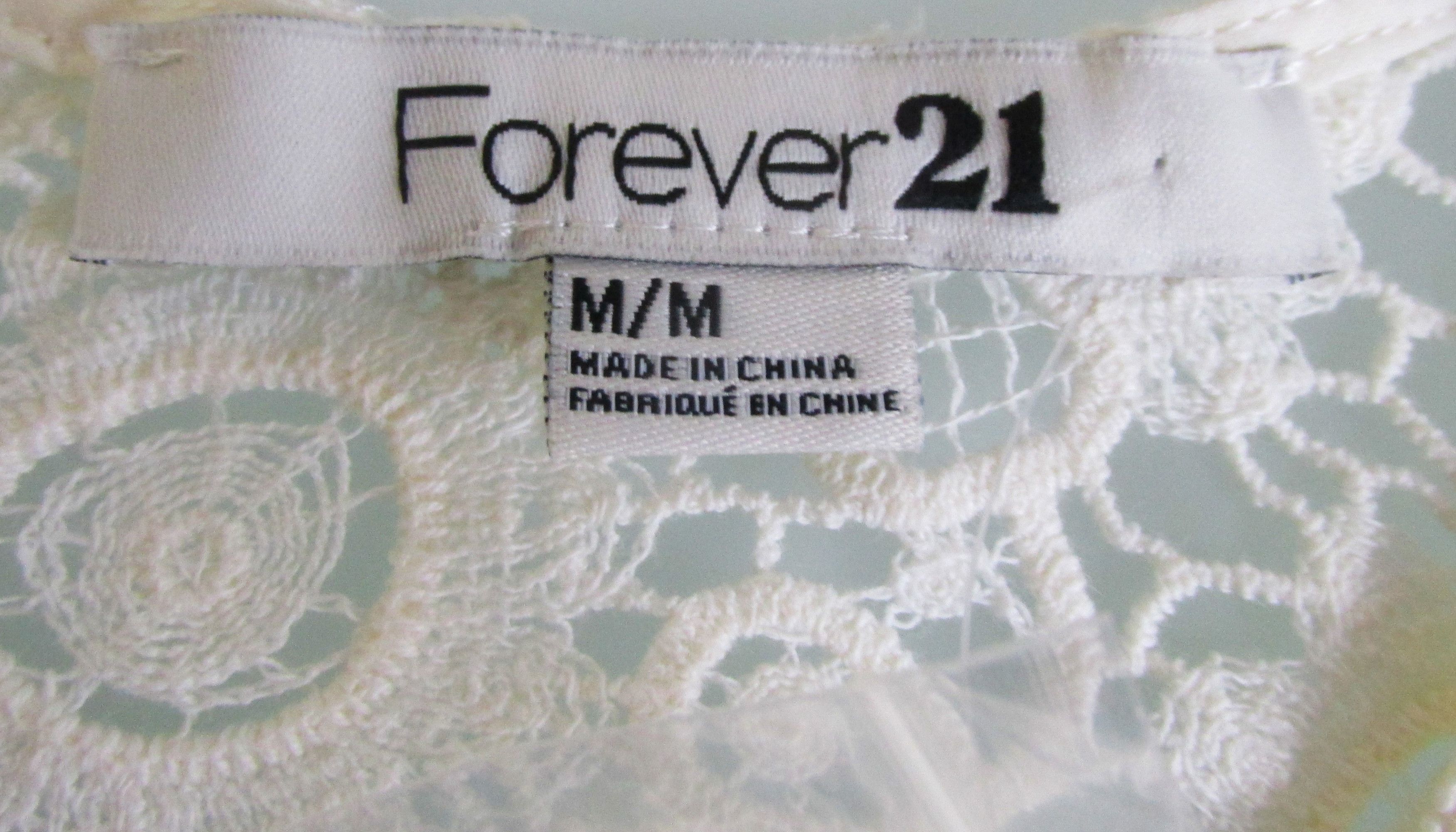 Forever 21 Forever 21 (NWT) Lace Tank Tops/Shell Size Medium Size M / US 6-8 / IT 42-44 - 2 Thumbnail