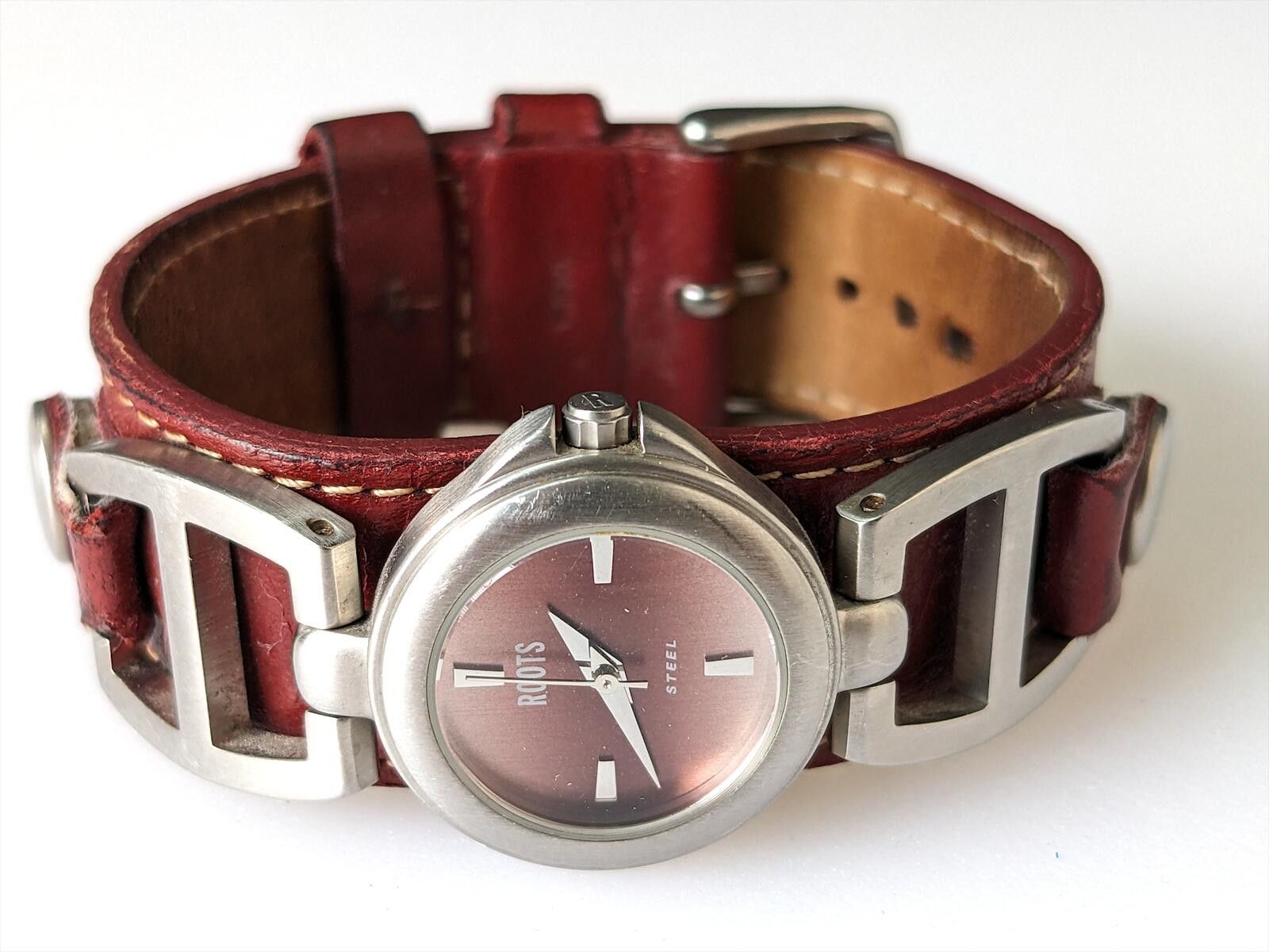 Roots Roots Round Women Wristwatch Boho Style Rock Strap Brown Size ONE SIZE - 3 Thumbnail