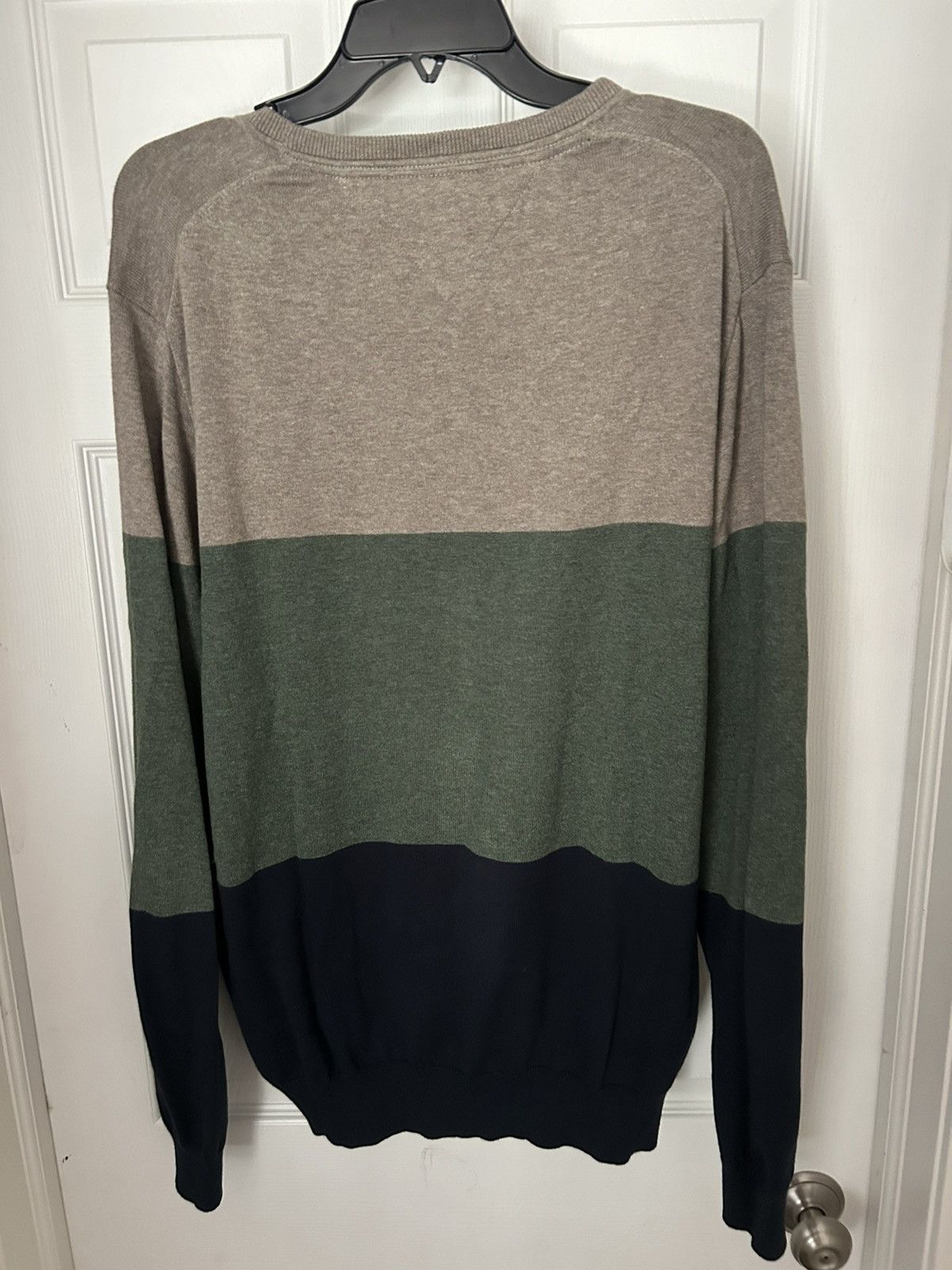 Tommy Hilfiger Tommy Hilfiger 3 tone sweater Size US XL / EU 56 / 4 - 2 Thumbnail