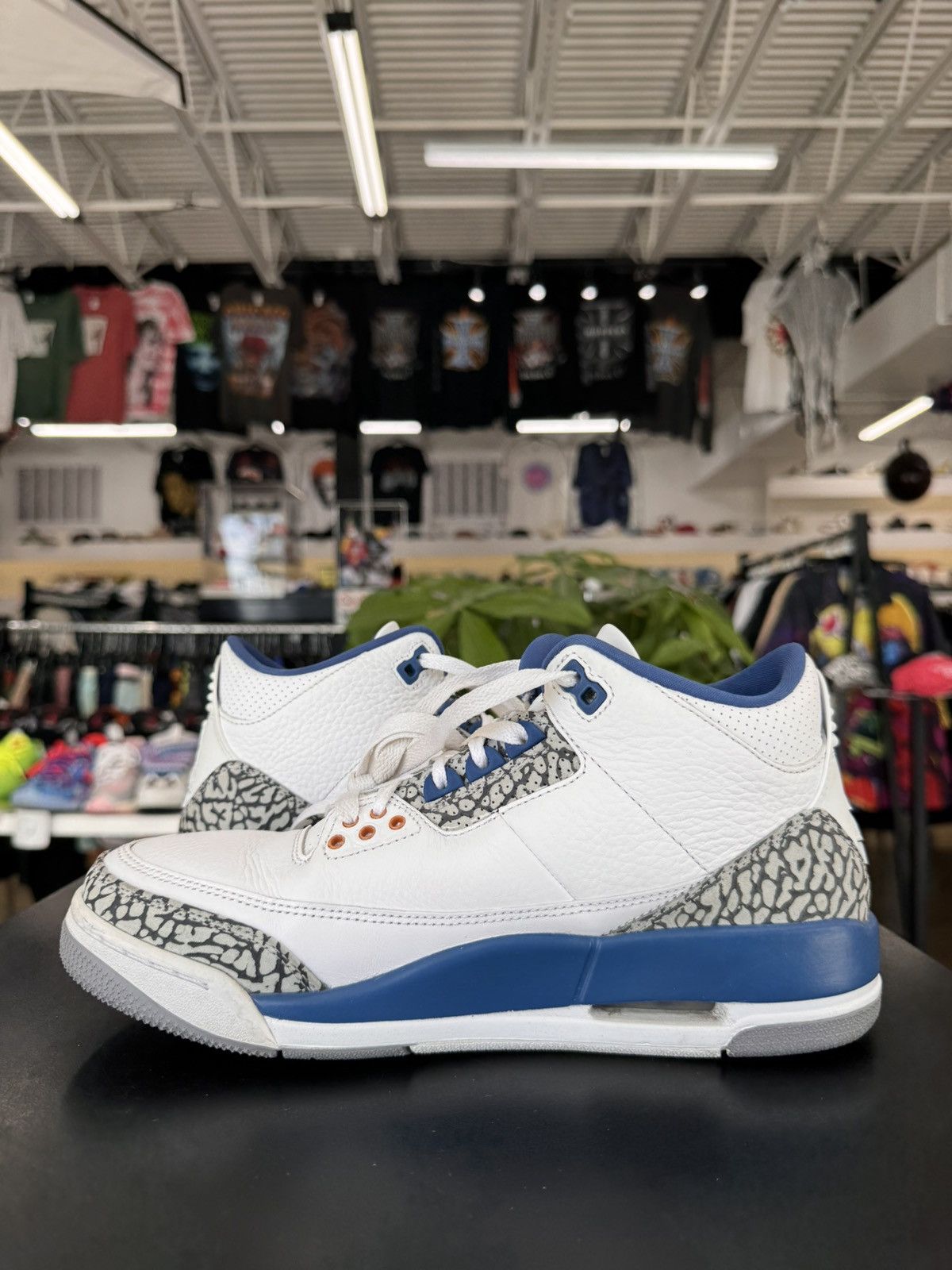 Jordan Brand Air Jordan 3 Wizards Size 8 (2023) Size US 8 / EU 41 - 4 Thumbnail