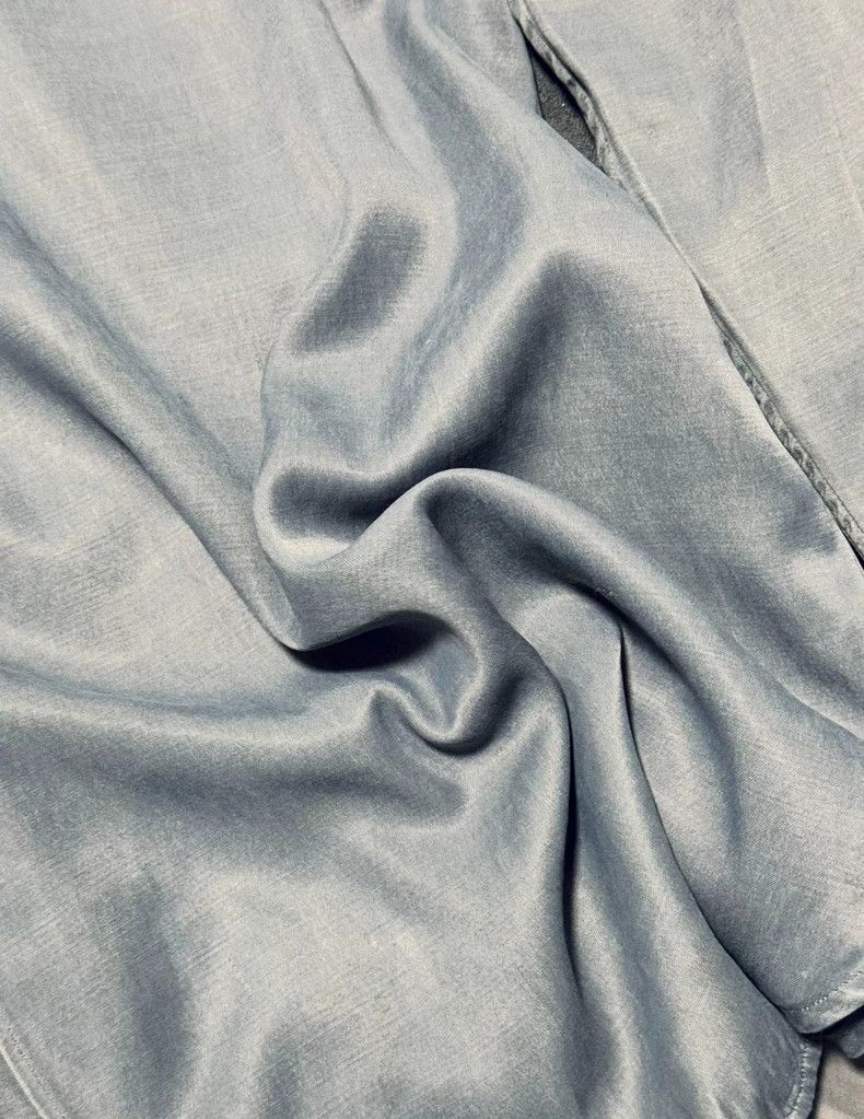 Yohji Yamamoto Yohji Yamamoto size os 87ss glacier blue silk shirt 2502-N Size US M / EU 48-50 / 2 - 5 Thumbnail