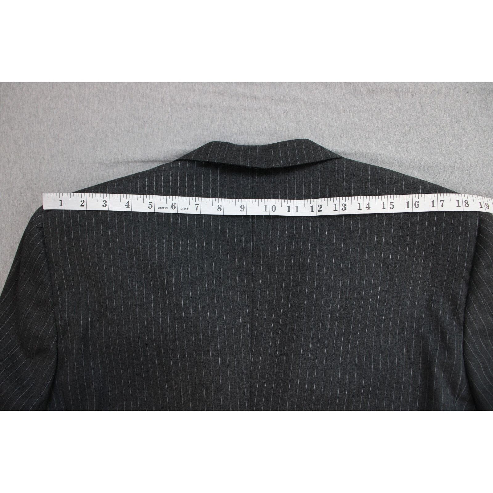 Hickey Freeman Hickey Freeman Blazer Men's 38R Gray Striped 100% Wool Size 38R - 10 Thumbnail