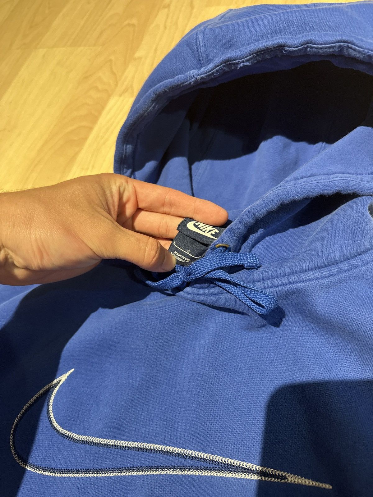Nike × Vintage Vintage 90s Y2k Center Swoosh Embroidered Blue Hoodie Large Size US L / EU 52-54 / 3 - 2 Thumbnail