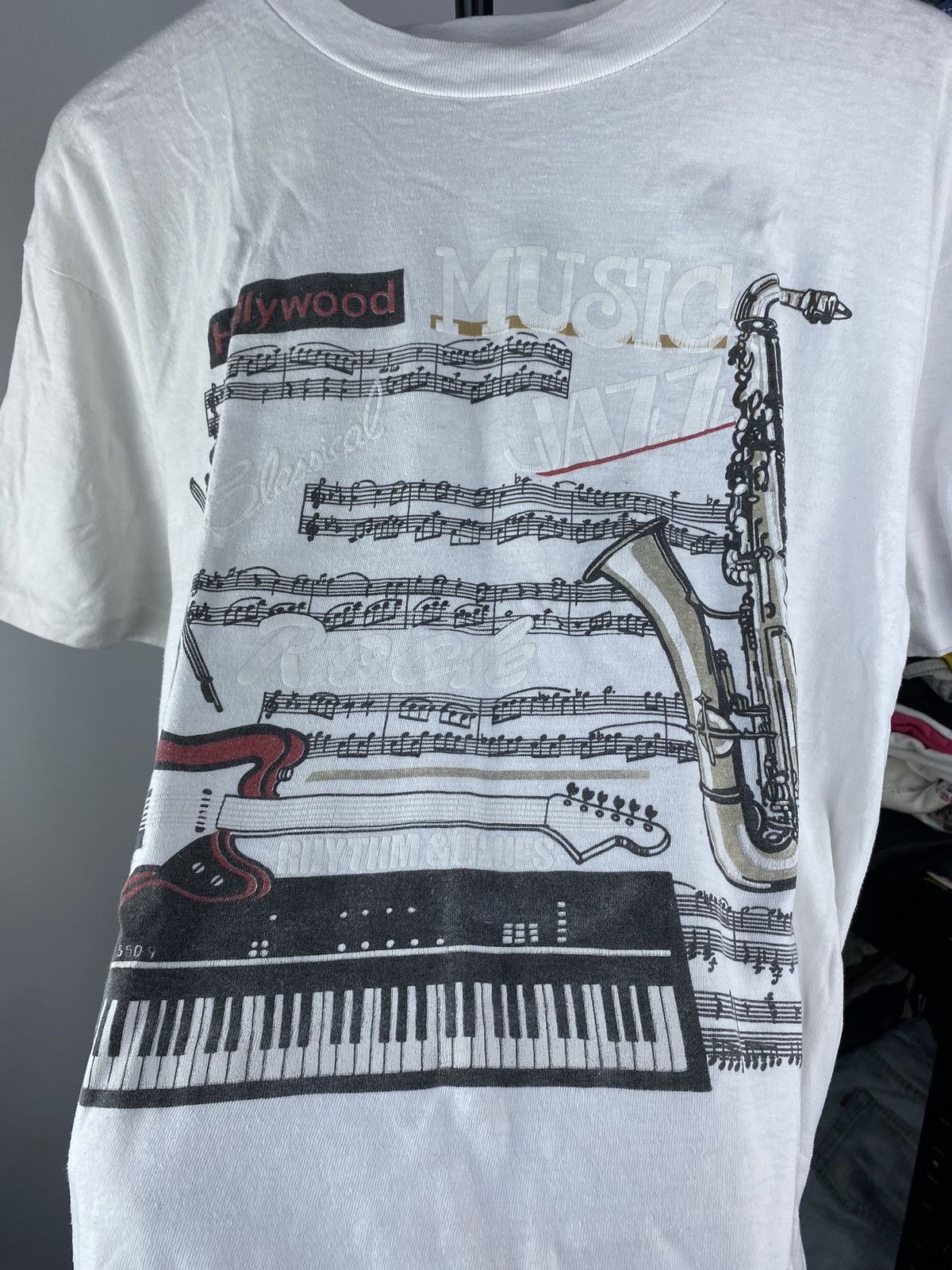 Band Tees × Vintage 90s🔥Hollywood Music Jazz Rhythm Blues White Tee Size US L / EU 52-54 / 3 - 3 Thumbnail