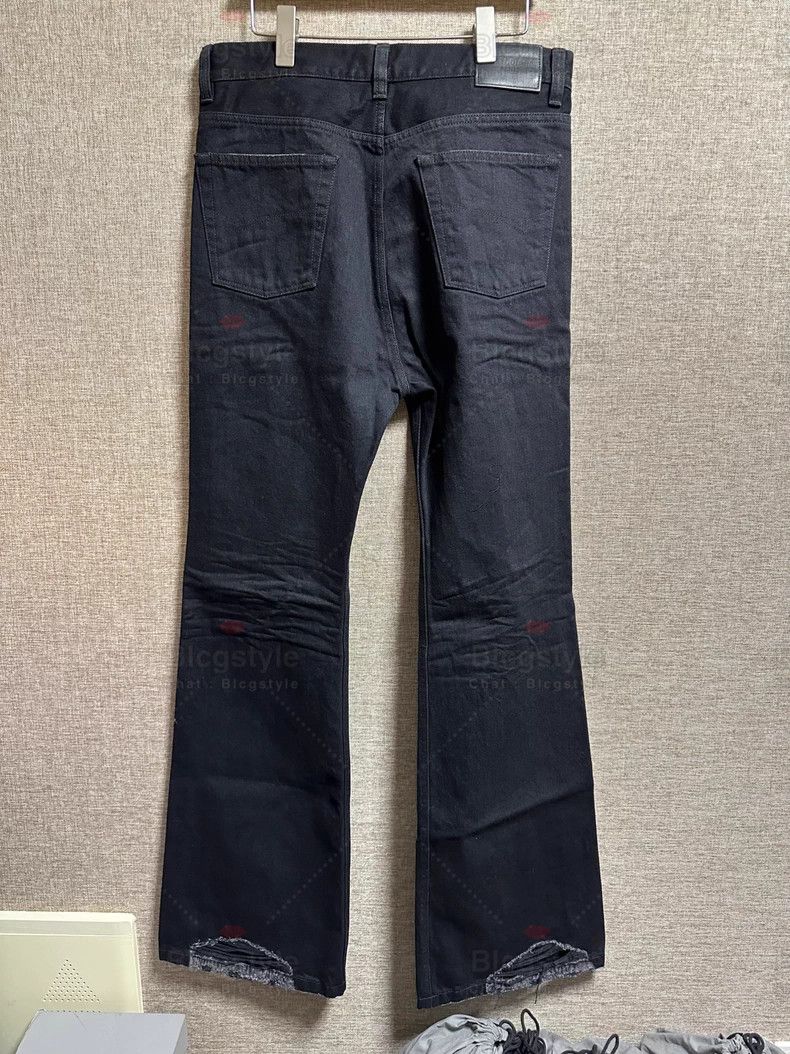 Balenciaga Balenciaga size S Worn Distressed Pants Micro-Flare Jeans Size US 27 - 8 Thumbnail