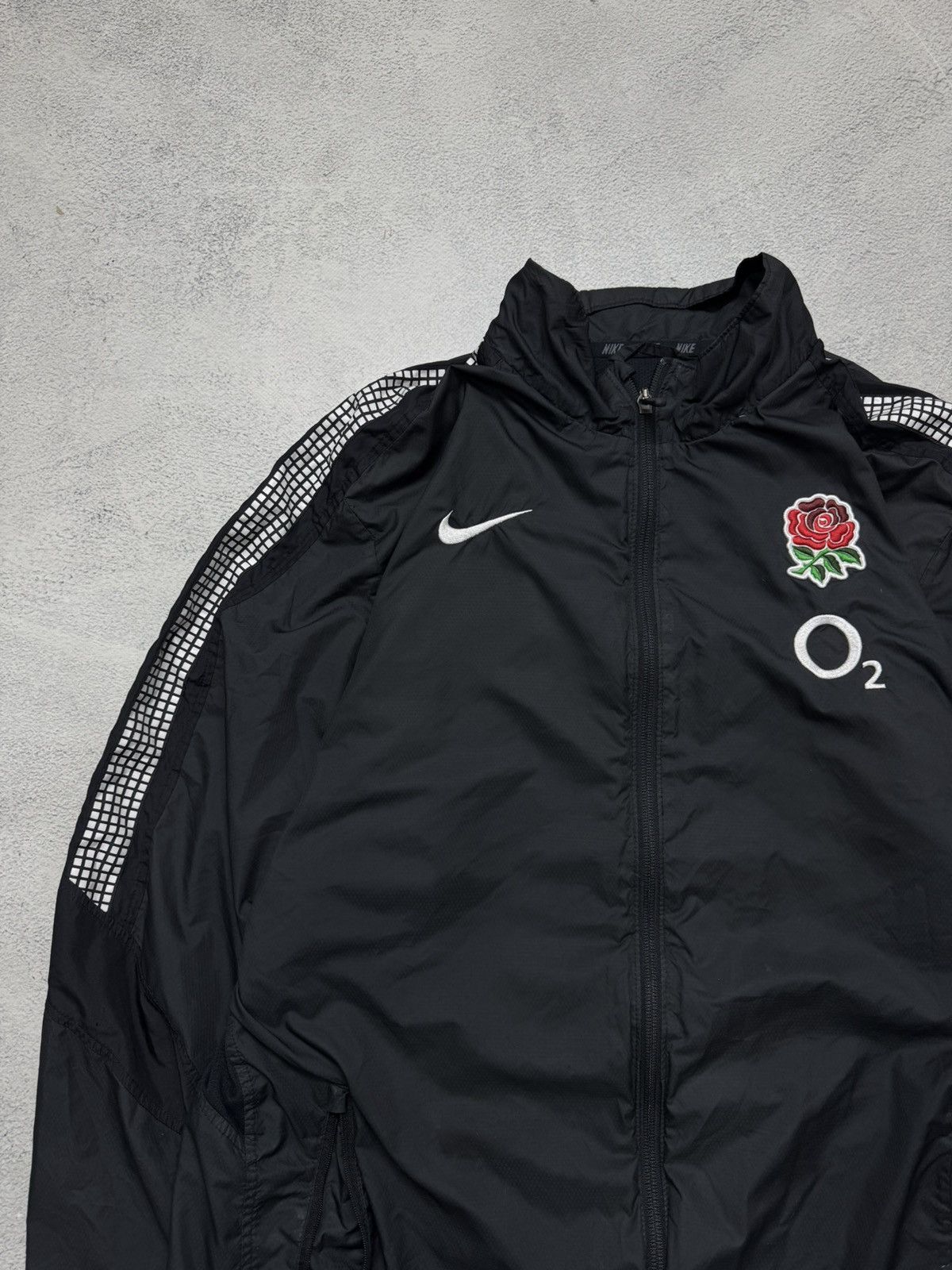 Nike Vintage Nike England O2 Rugby Full Zip Jacket Rose Size US L / EU 52-54 / 3 - 6 Thumbnail