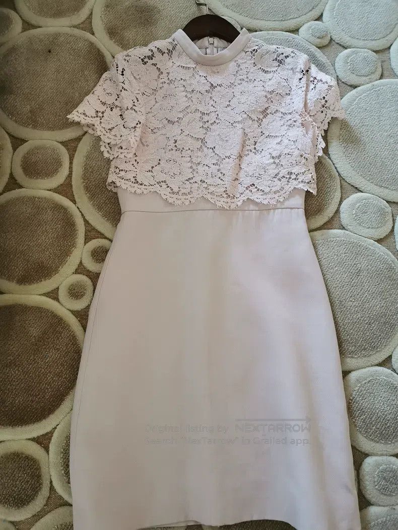 Valentino Valentino Lace dress Size S / US 4 / IT 40 - 1 Thumbnail