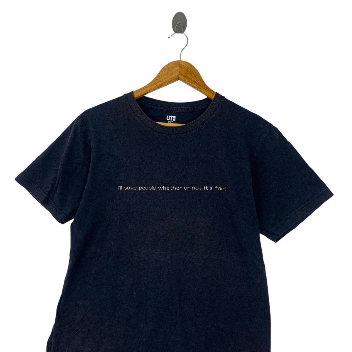 Uniqlo UNIQLO x JUJUTSU KAISEN Megumi Fushiguro Tee Shirt Top Size US M / EU 48-50 / 2 - 2 Thumbnail