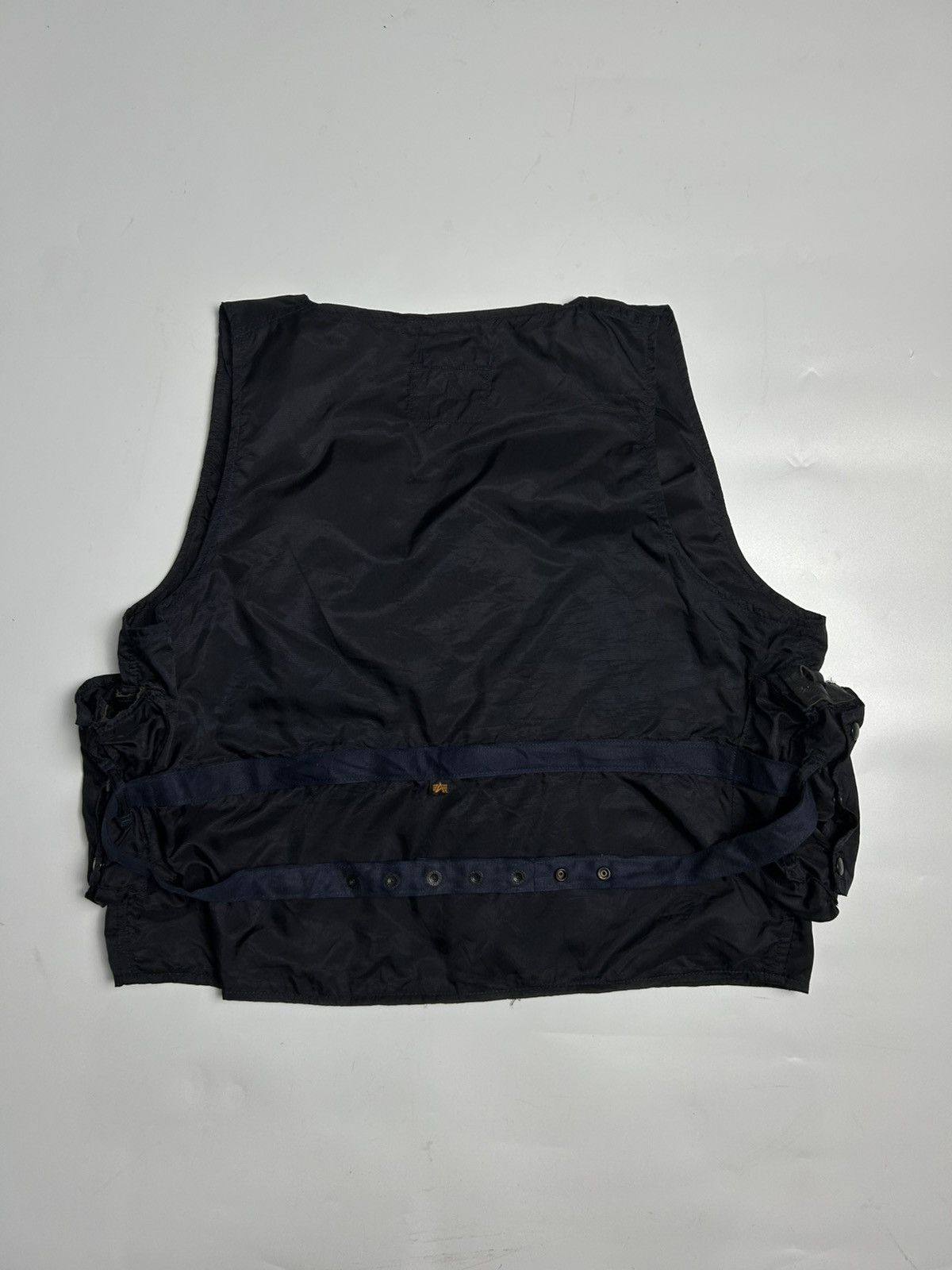 Alpha Industries VINTAGE ALPHA INDUSTRIES RADIO CARRIER VEST Size US S / EU 44-46 / 1 - 3 Thumbnail