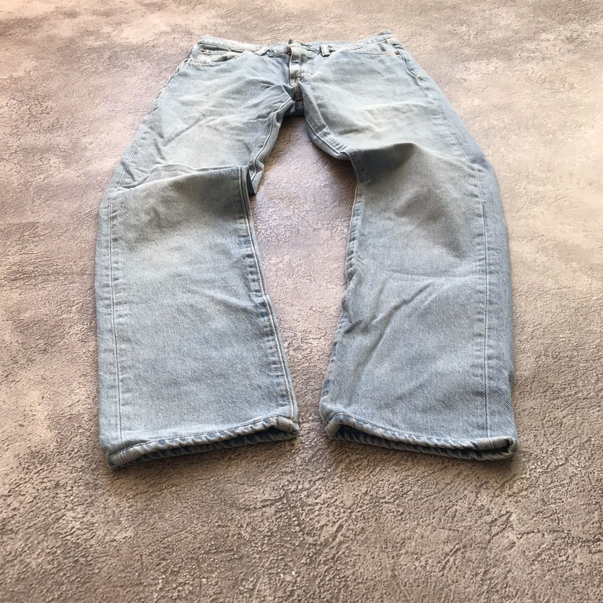 Vintage Vintage 90s Levis Baggy Distressed Faded Jeans Grunge 29 Size US 29 - 1 Thumbnail