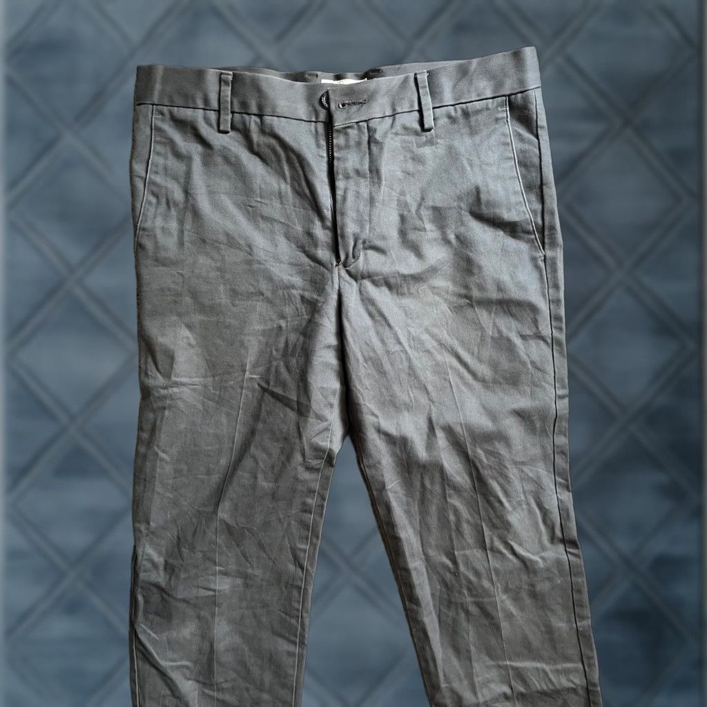 Dockers DOCKERS Pants Slim Chino Cotton 30x32 Gray Solid Modern Mens Slim Tapered Front Button? Size US 30 / EU 46 - 1 Thumbnail