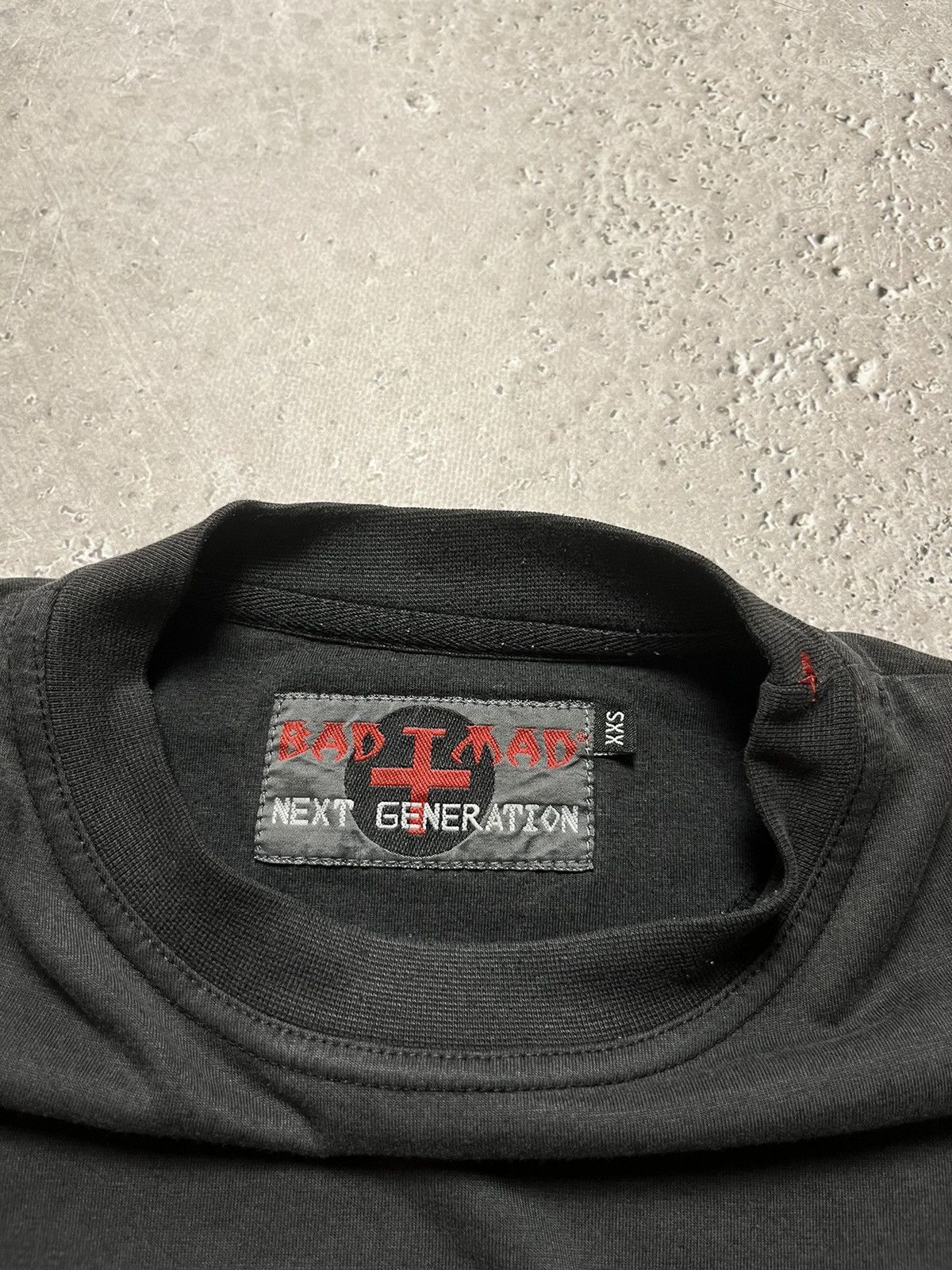 Vintage Vintage Sk8 90,s Badmad rare T-shirt Size US XS / EU 42 / 0 - 6 Thumbnail