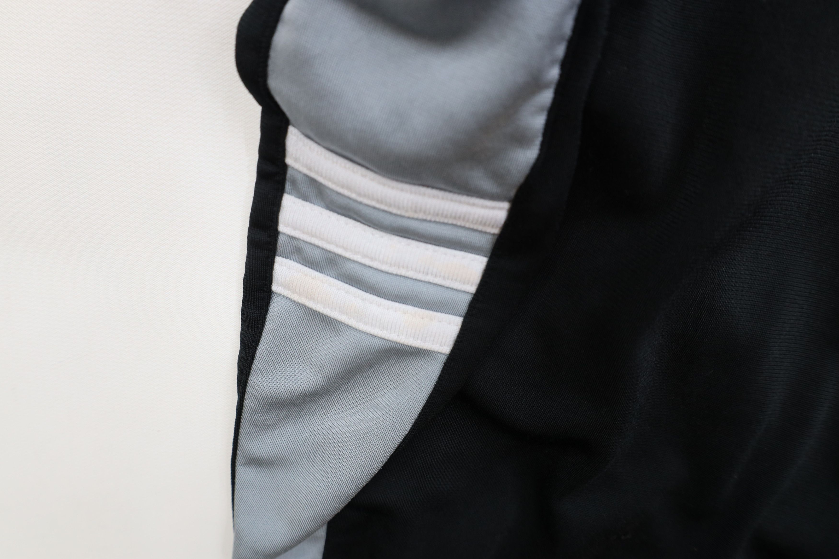 Adidas Vintage Y2K Adidas Spell Out Striped Wide Leg Pants Black Size US 34 / EU 50 - 10 Thumbnail