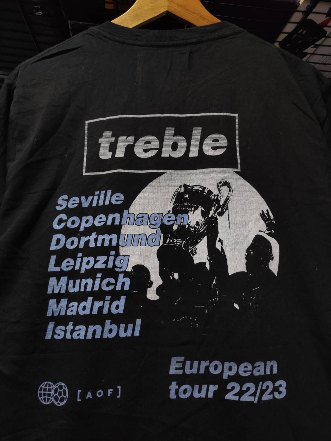 UEFA Manchester City Treble Winners Commemorative European Tour Size US M / EU 48-50 / 2 - 1 Thumbnail