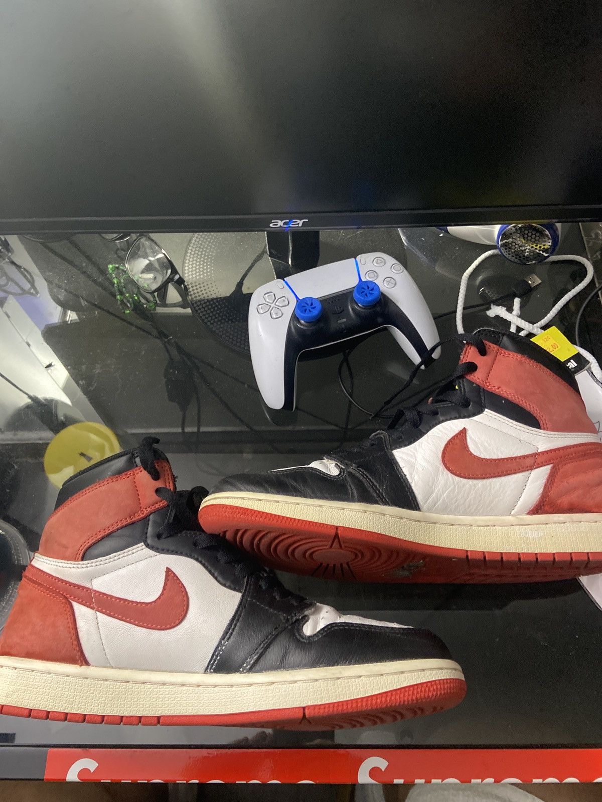 Jordan Brand × Nike Air Jordan 1 Best Hand in Game Track Red Size US 9.5 / EU 42-43 - 4 Thumbnail