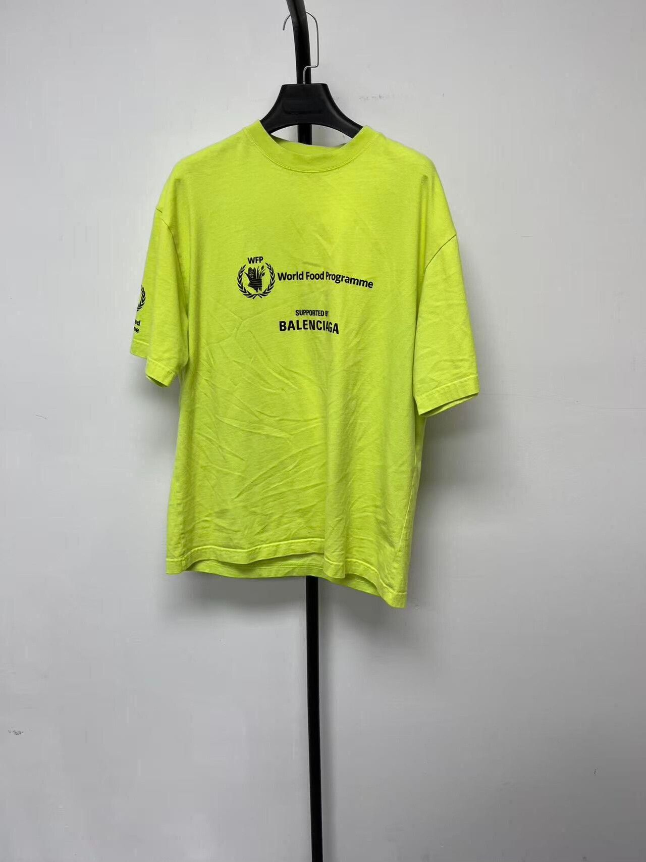 Balenciaga balenciaga x wfp logo oversized t-shirt Size US XS / EU 42 / 0 - 1 Thumbnail