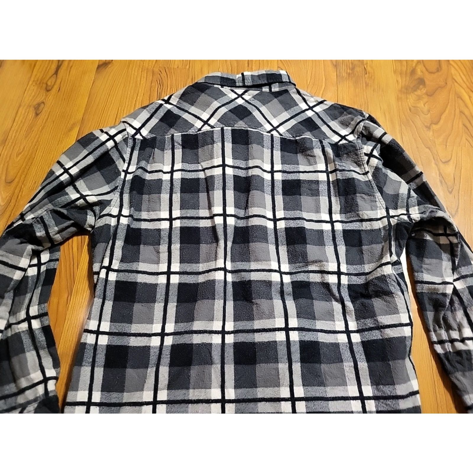 Vintage UNIONBAY Shirt XL Men 46" Chest Plaid Flannel Gray Black White Button-Up Long Sleeve Outdoor Pockets Easy Care Size US XL / EU 56 / 4 - 8 Thumbnail