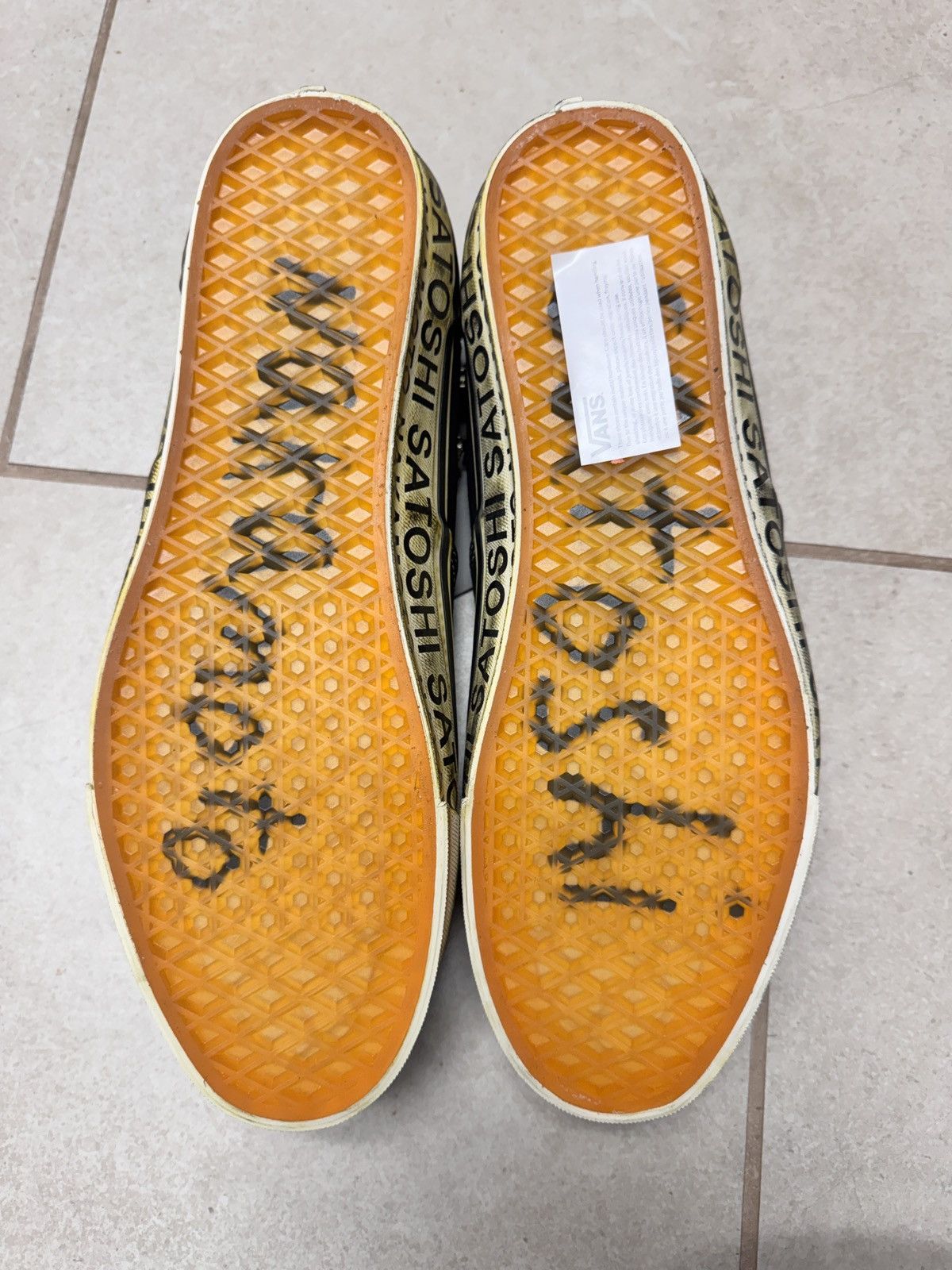 Satoshi Nakamoto × Vans Satoshi Nakamoto Vans OTW Era 95 DST Lucky Charms Size US 11.5 / EU 44-45 - 3 Thumbnail