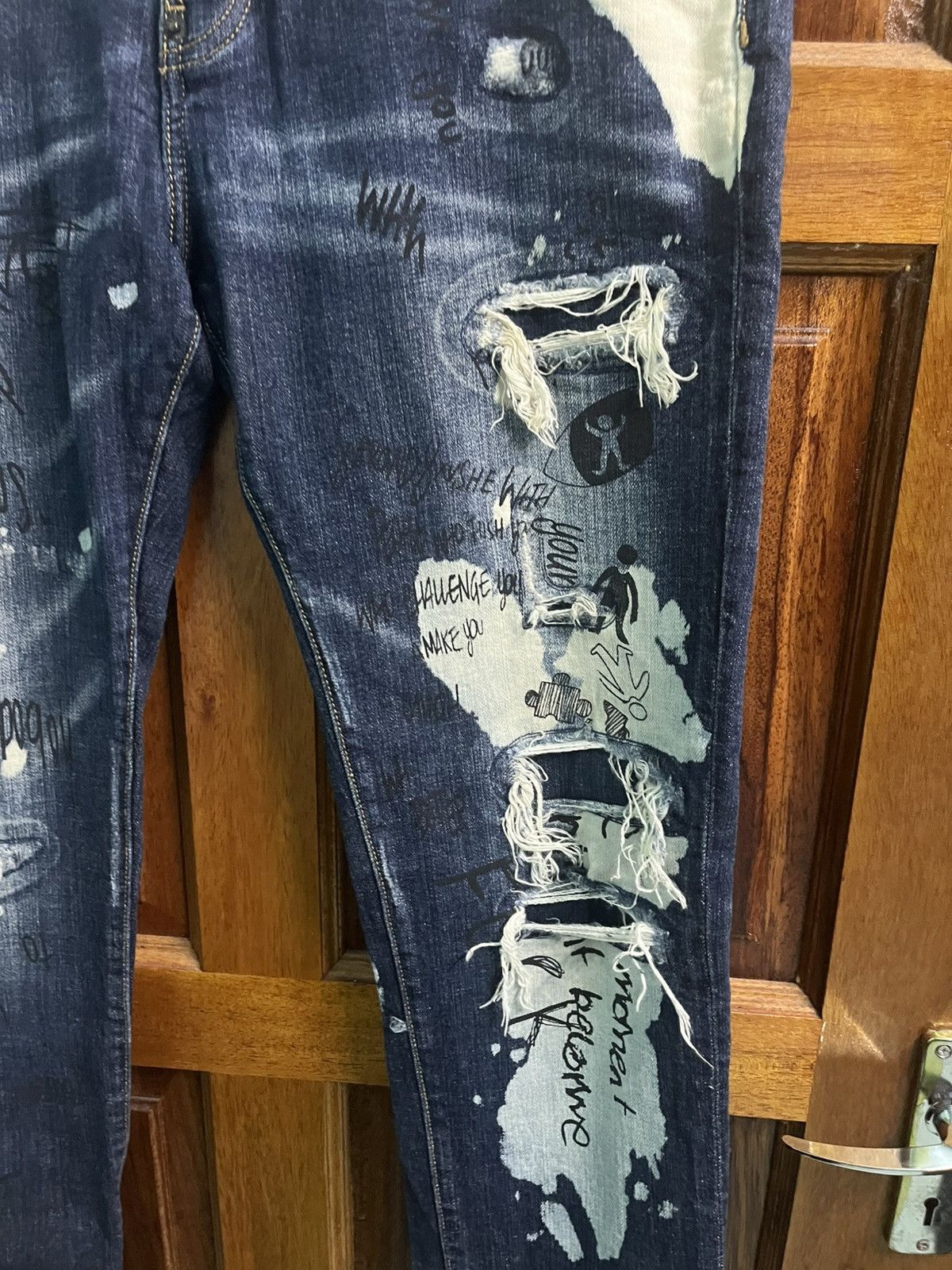 Dsquared2 DSQUARED2 Graffiti Skiny Slim Fit Denim Jeans Size US 34 / EU 50 - 5 Thumbnail