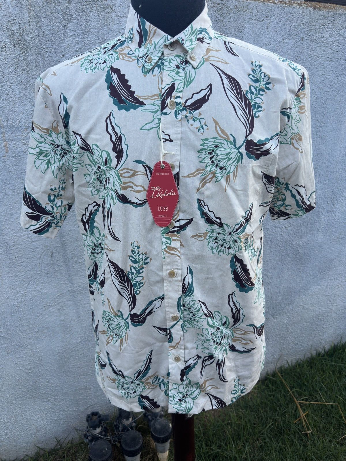 Other New Kahala Hawaiian Print Multicolored Full Button Men's S Size US S / EU 44-46 / 1 - 1 Thumbnail