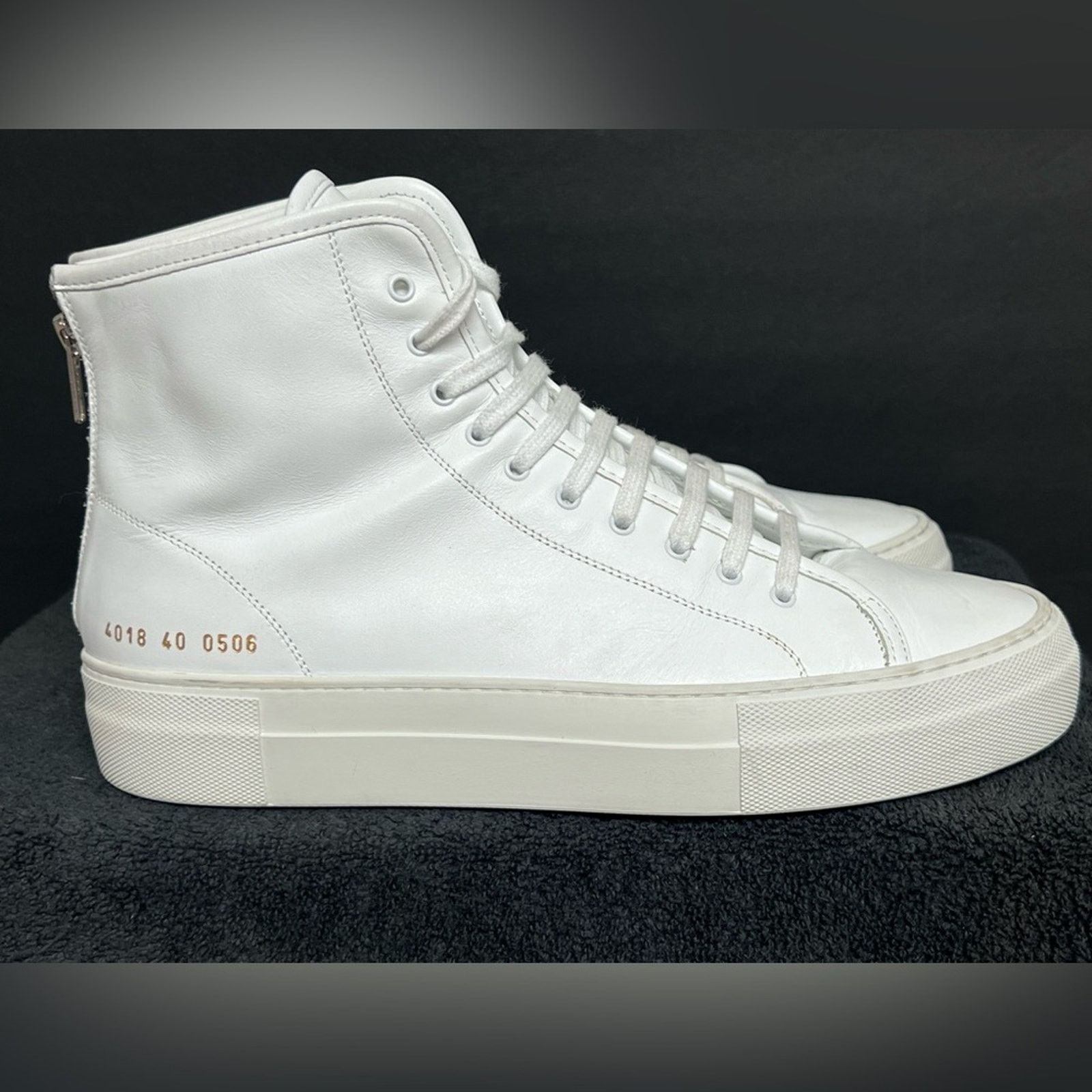 Common Projects Common Projects Woman Leather Tournament High Eu 40 US 10.5 Size US 10.5 / IT 40.5 - 2 Thumbnail
