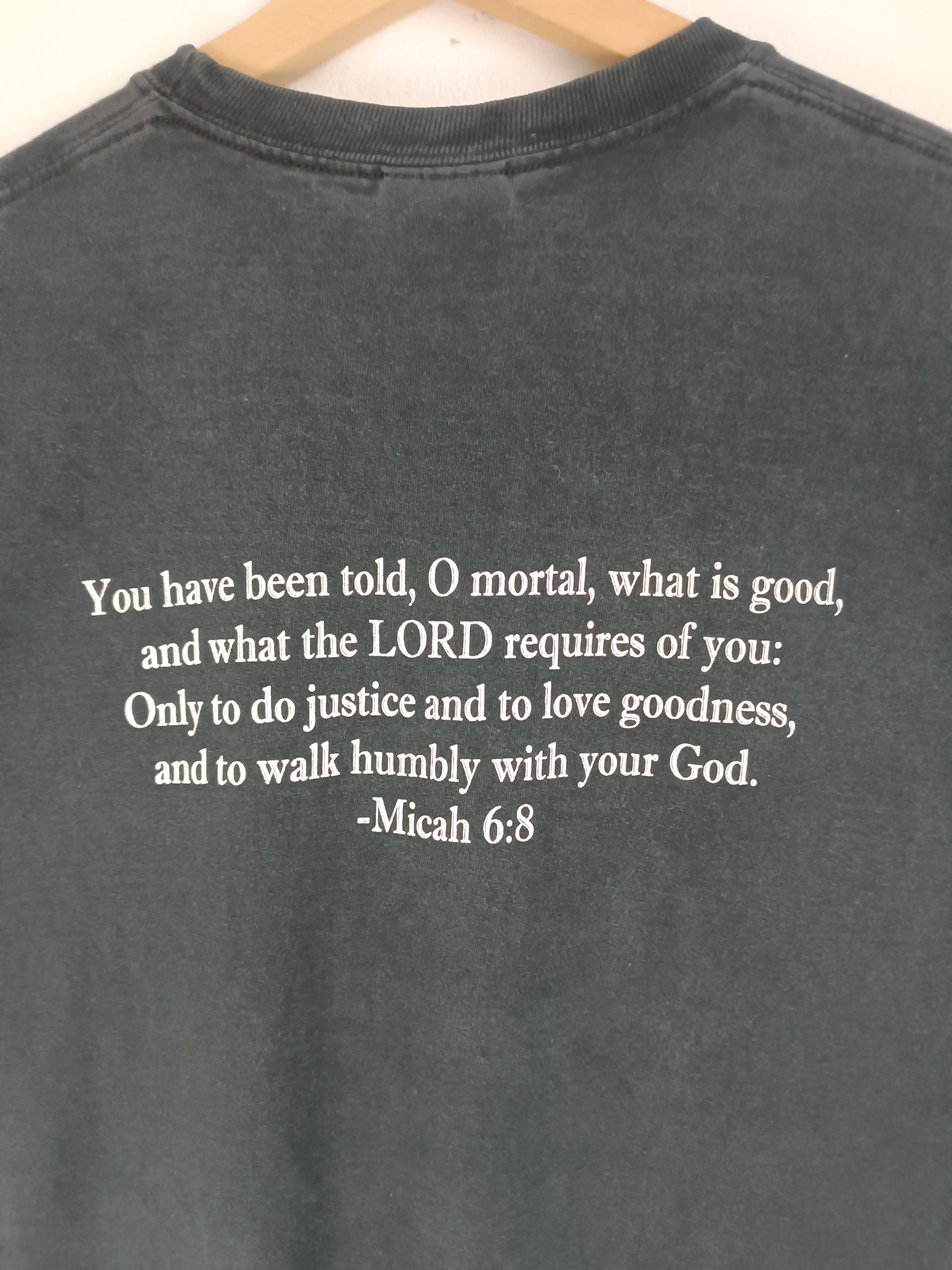 Vintage VINTAGE 2000s JESUS LEAGUE MICAH 6:8 KANYE BIBLE HELLSTAR Ts Size US M / EU 48-50 / 2 - 13 Thumbnail