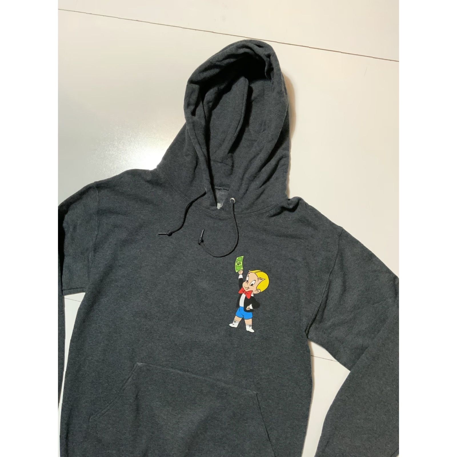Vintage VINTAGE Richie Rich Animated TV Series Graphic Gray Fleece Pullover Money Hoodie XS Men Pullover Size XS Size US XS / EU 42 / 0 - 4 Thumbnail