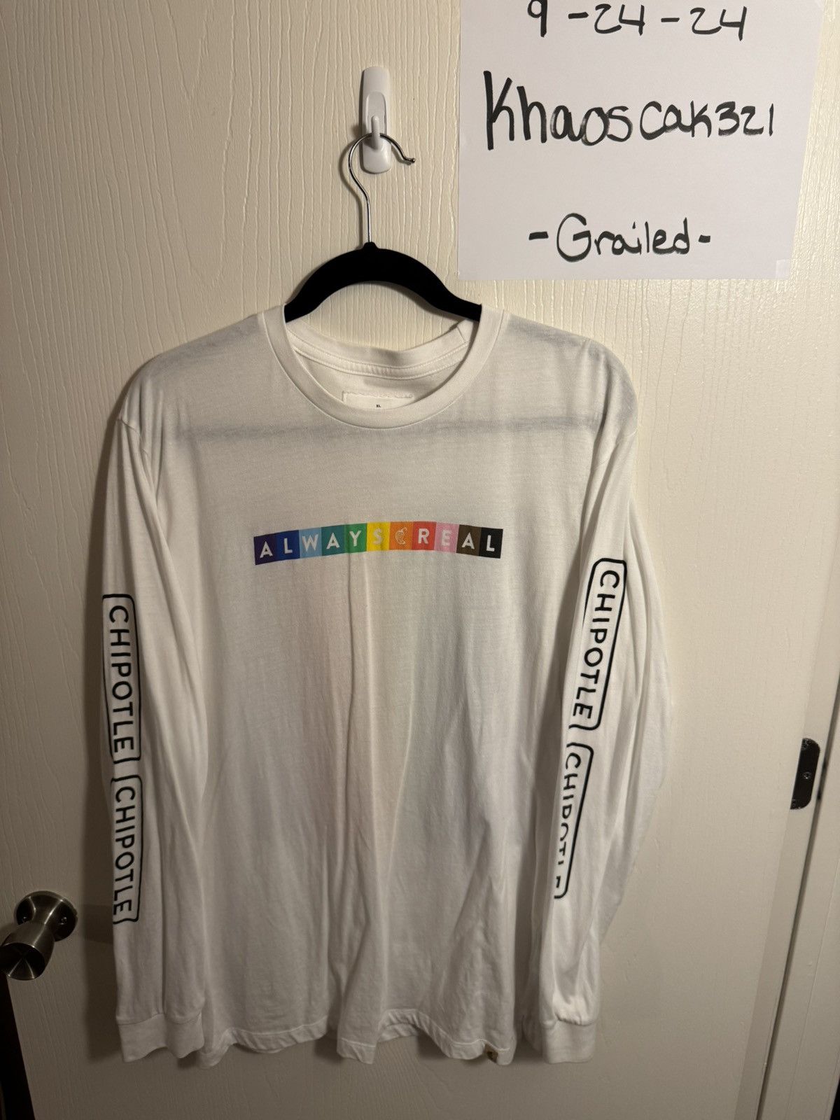 Other Chipotle Long Sleeve T-Shirt Size US XL / EU 56 / 4 - 1 Thumbnail