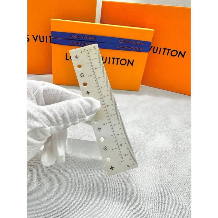 Louis Vuitton Louis Vuitton Ruler | Grailed